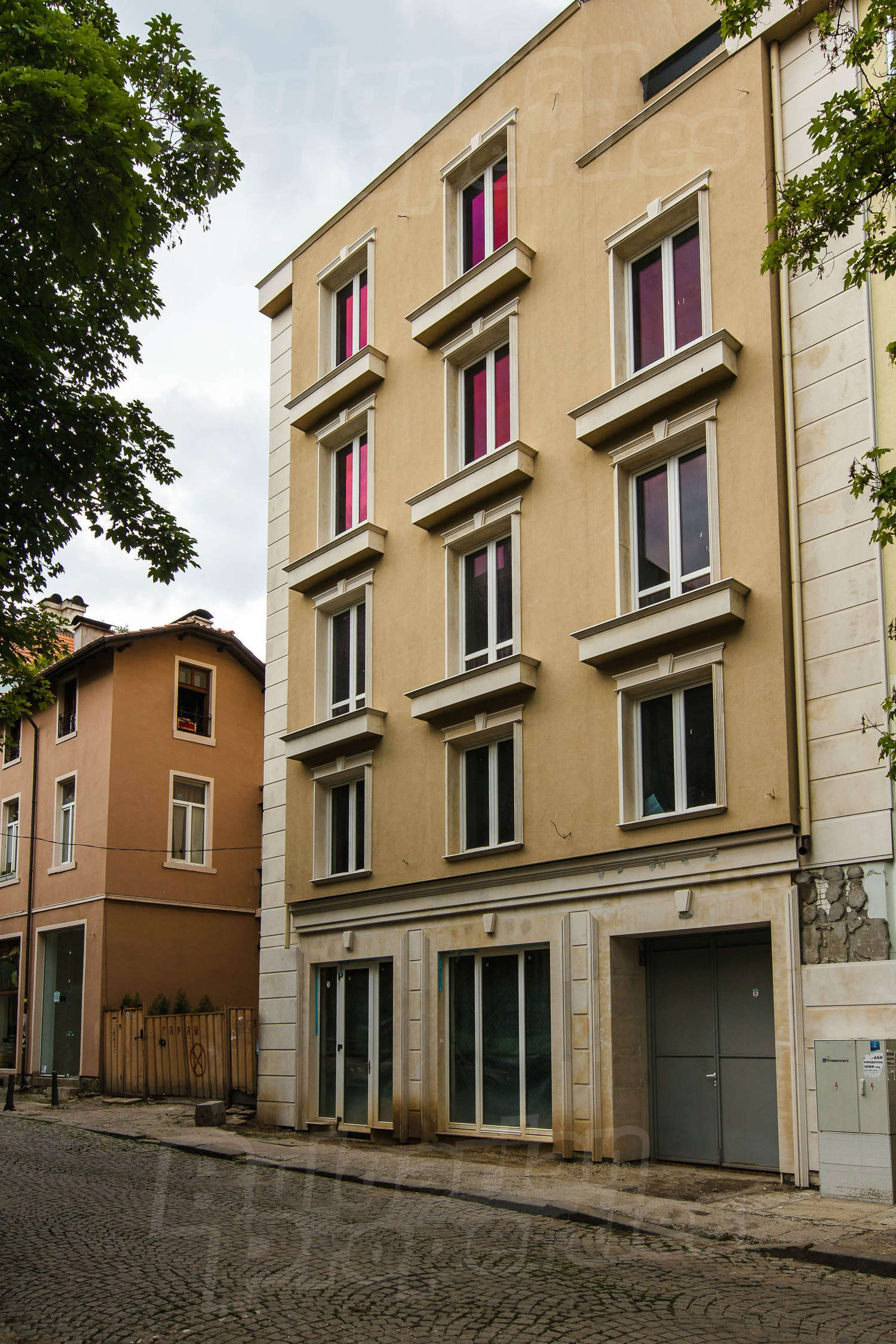 Gallery Picture 3