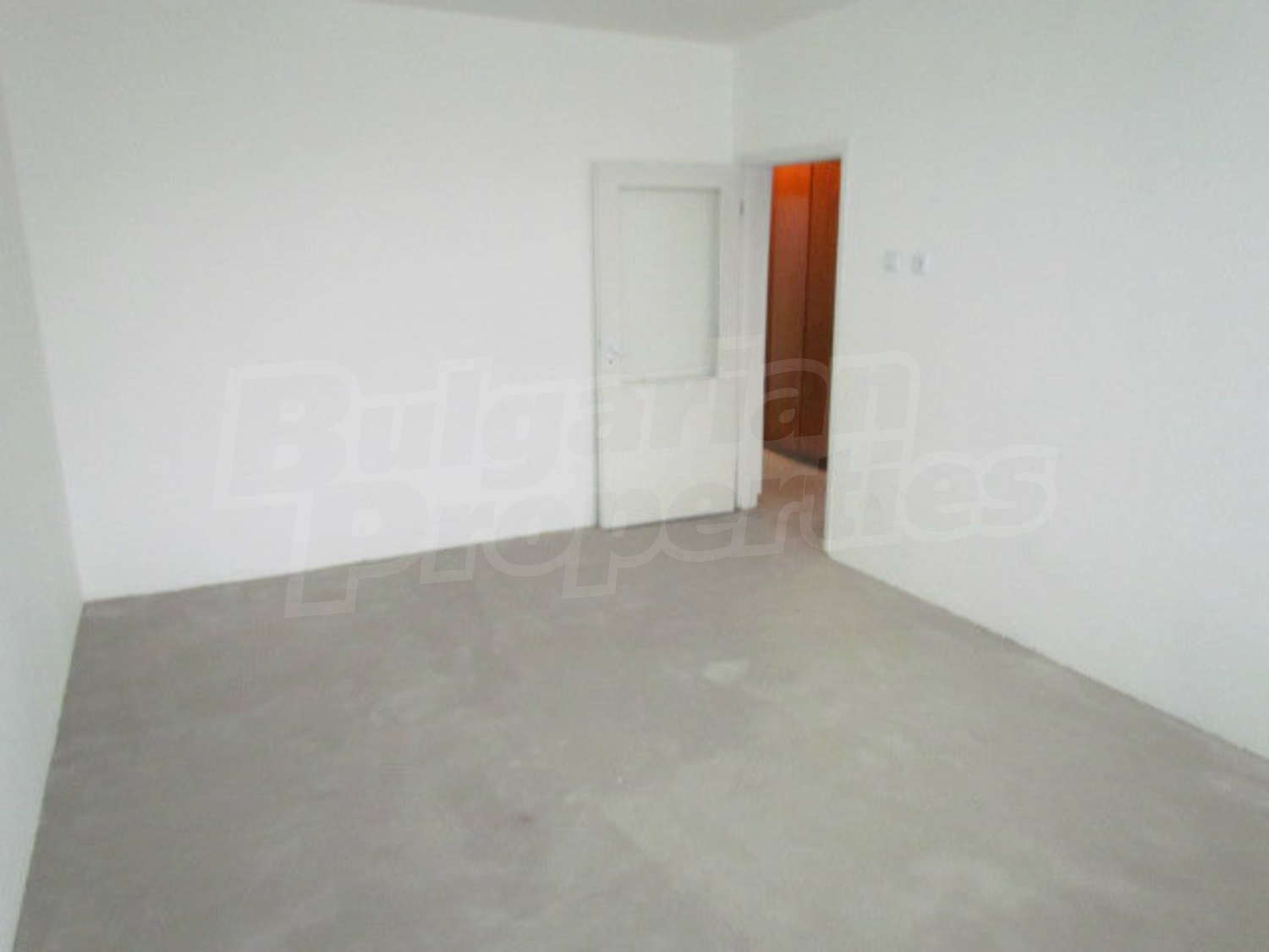 Gallery Picture 15