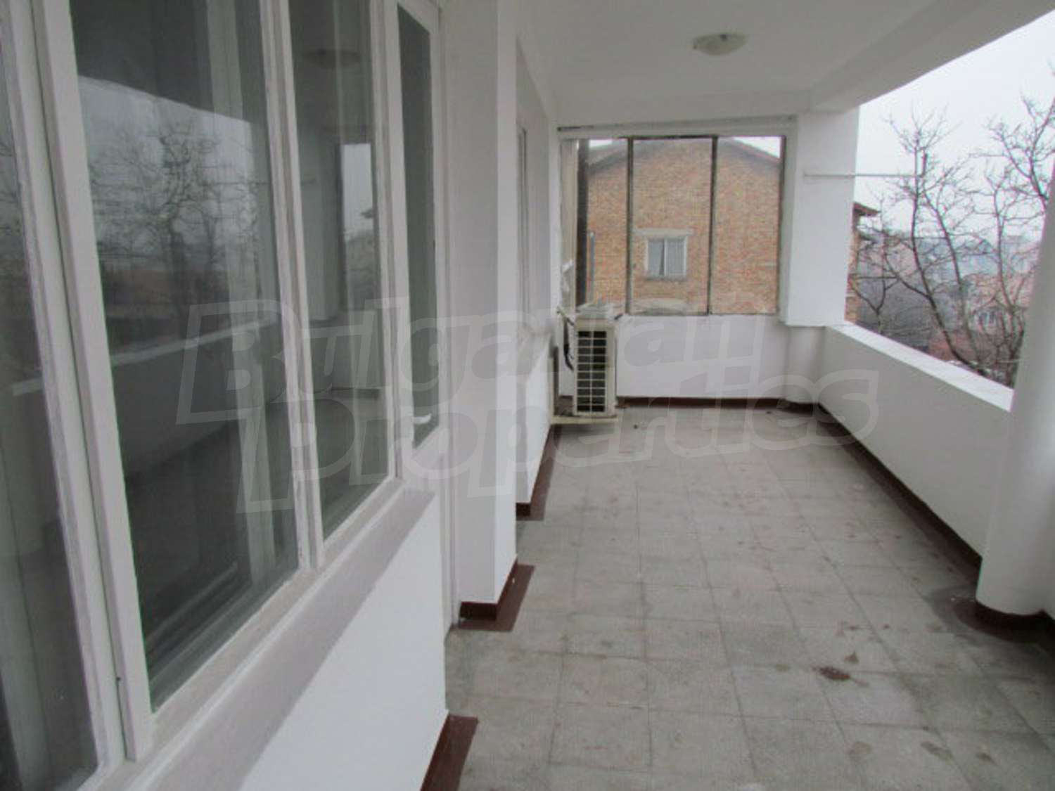 Gallery Picture 31