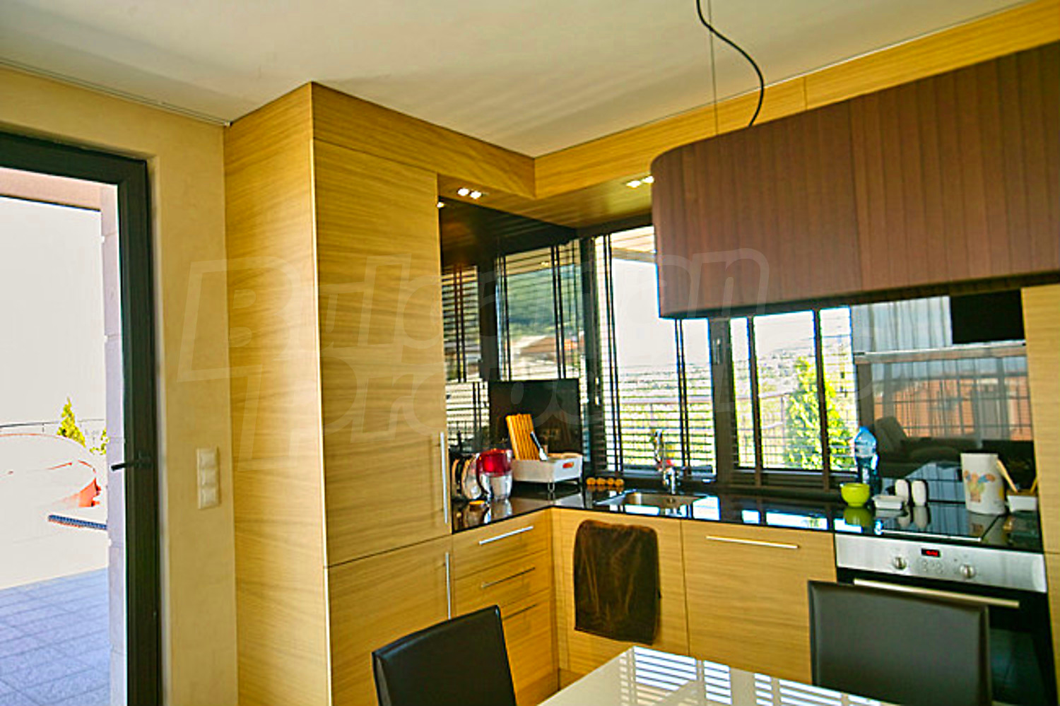 Gallery Picture 9