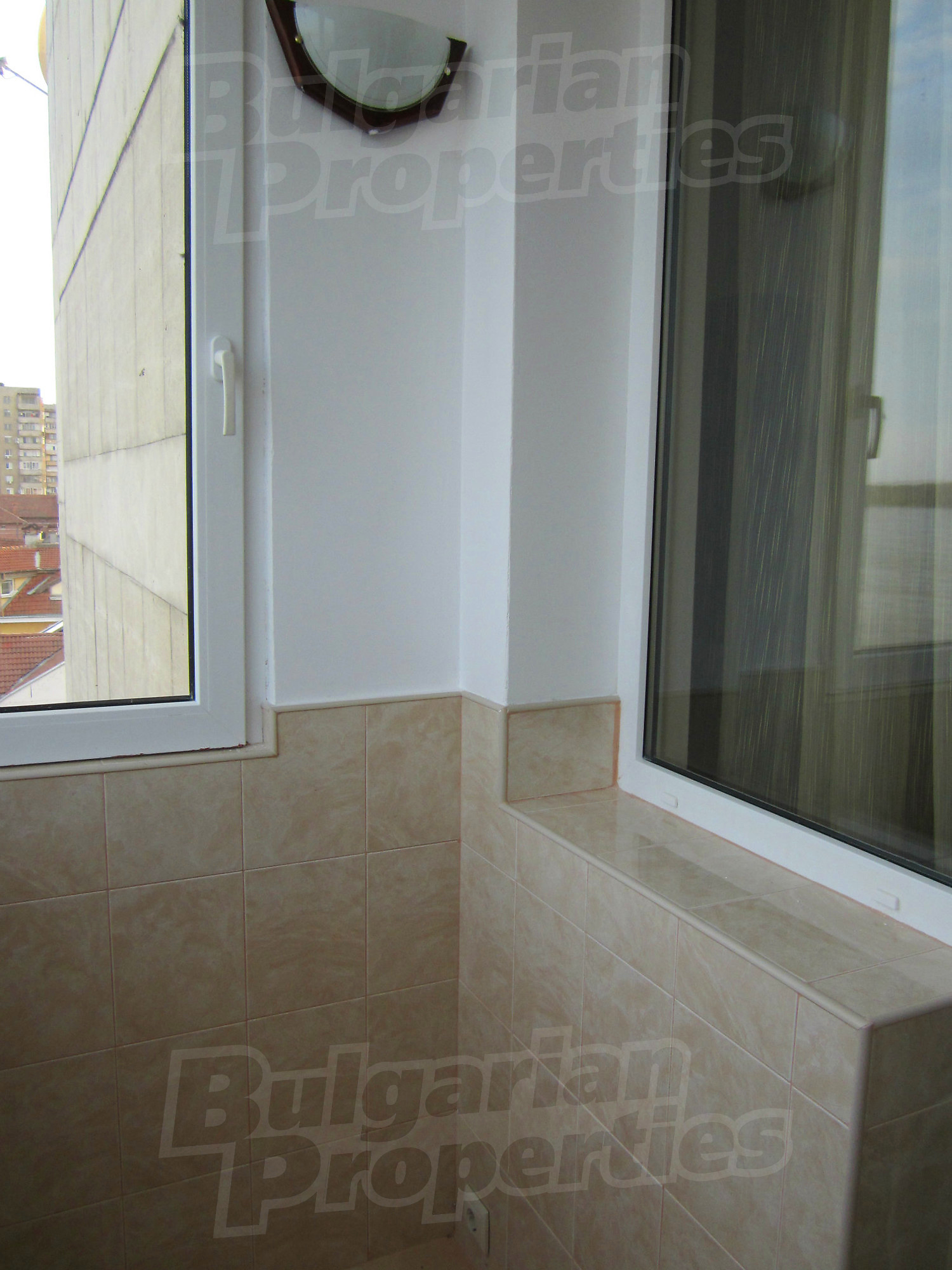 Gallery Picture 12