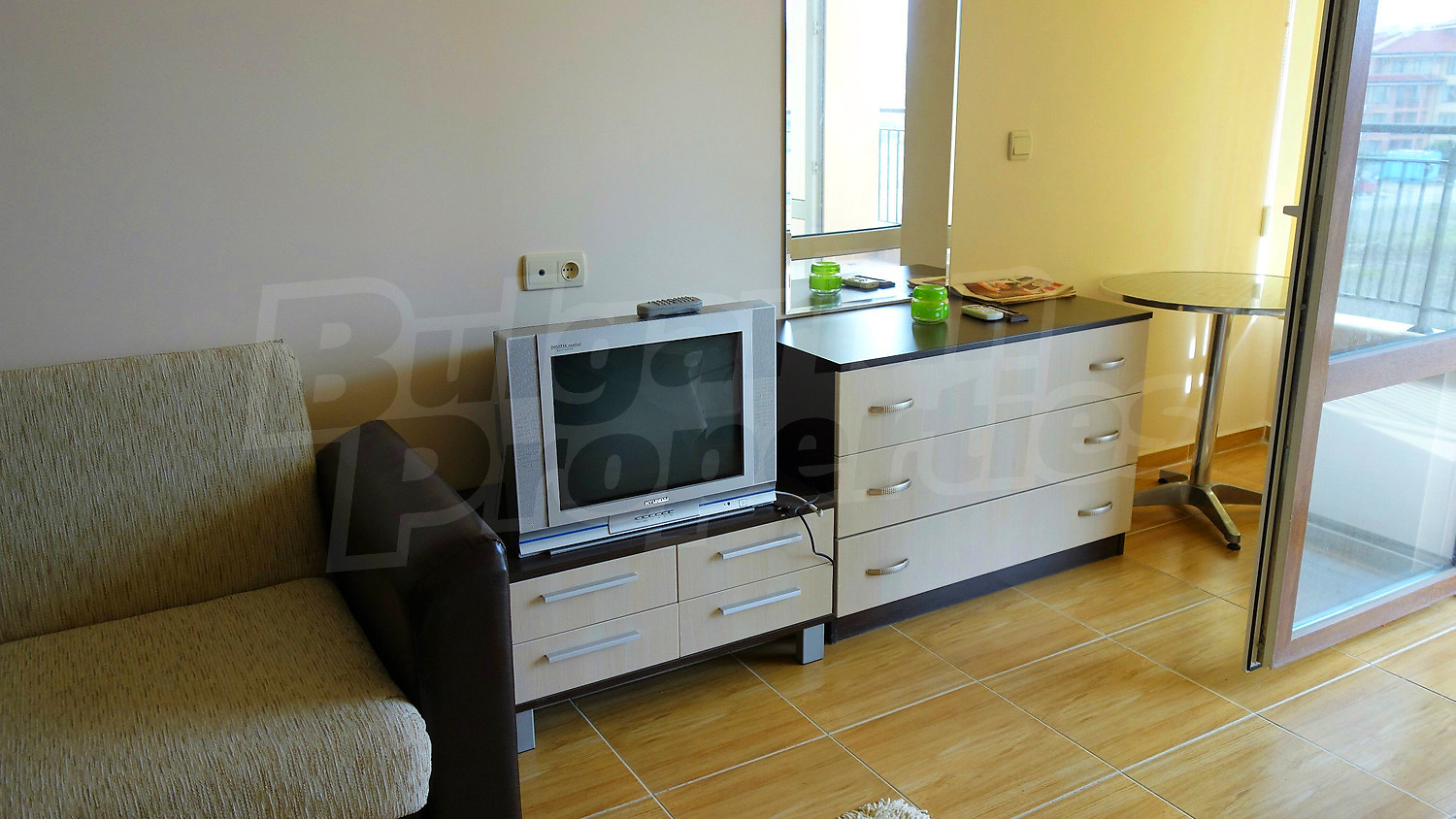 Gallery Picture 8