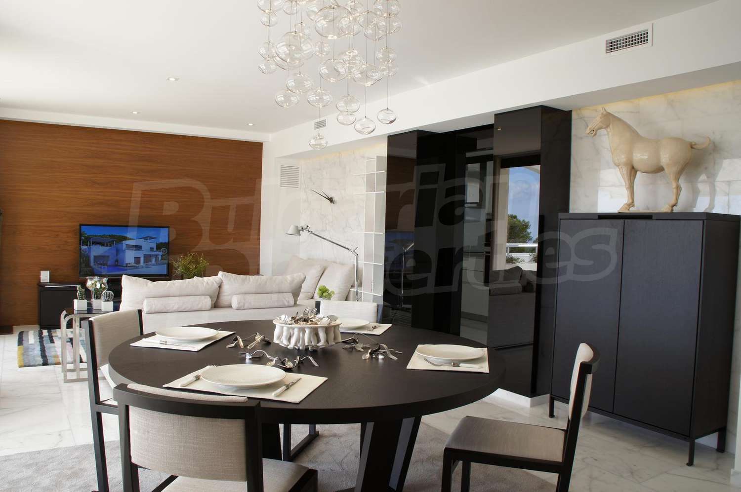 Gallery Picture 5
