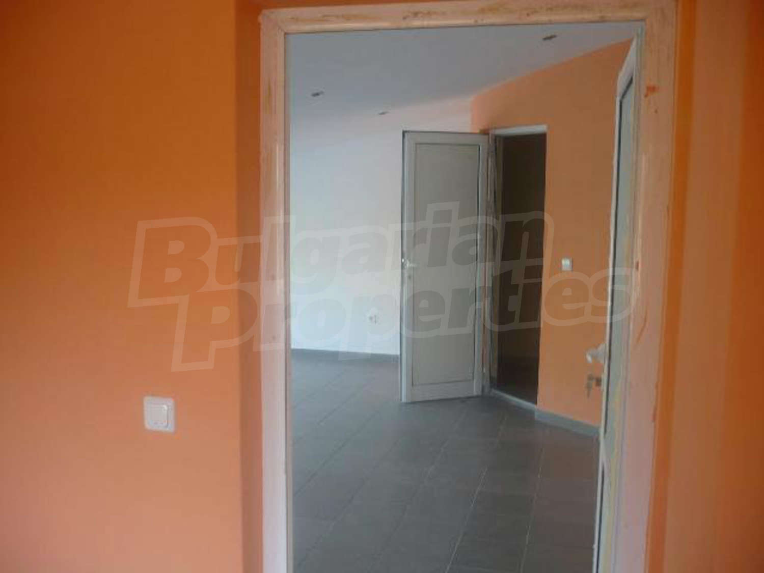 Gallery Picture 9
