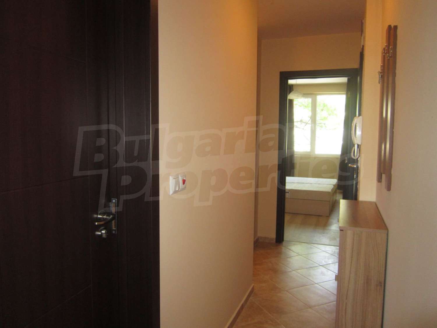 Gallery Picture 6