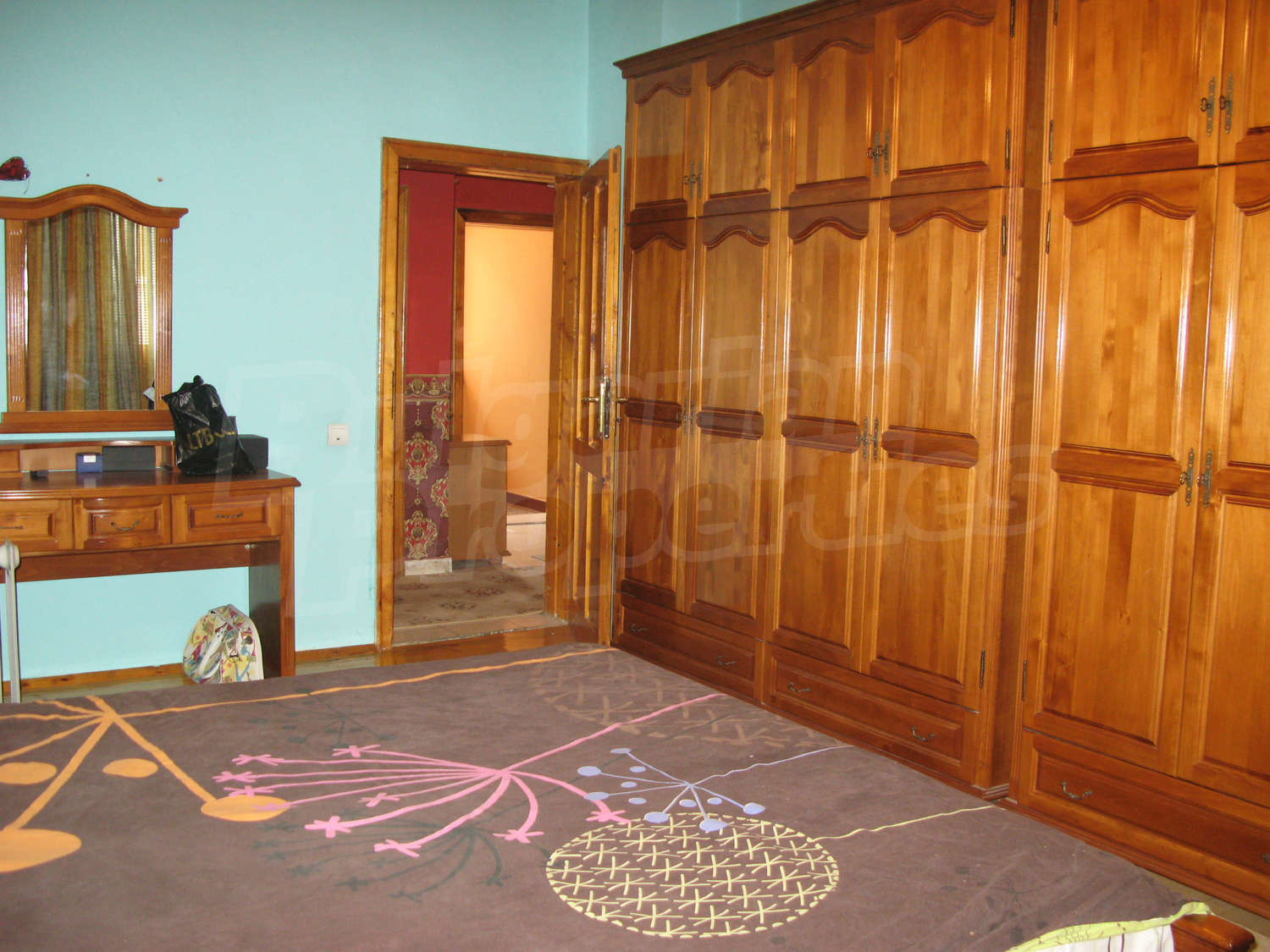 Gallery Picture 13