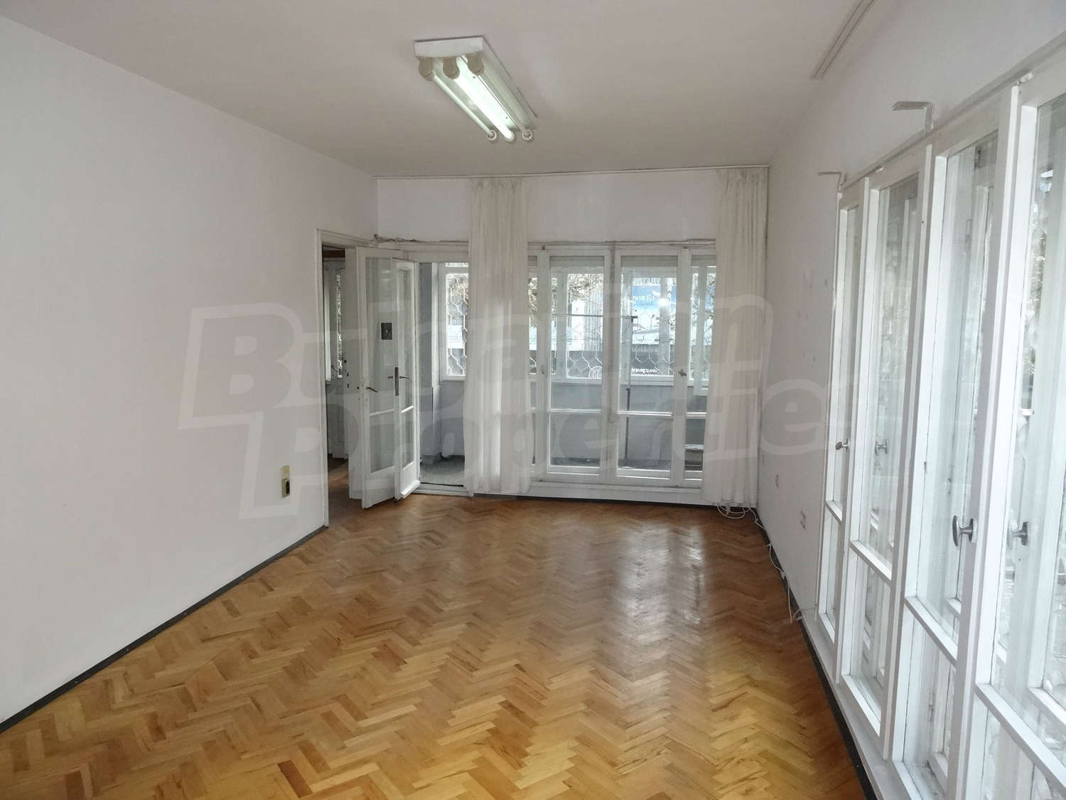 Gallery Picture 2
