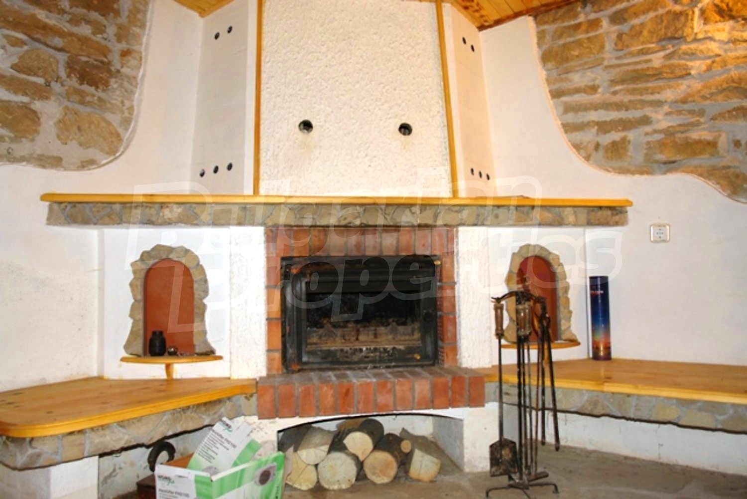 Gallery Picture 12