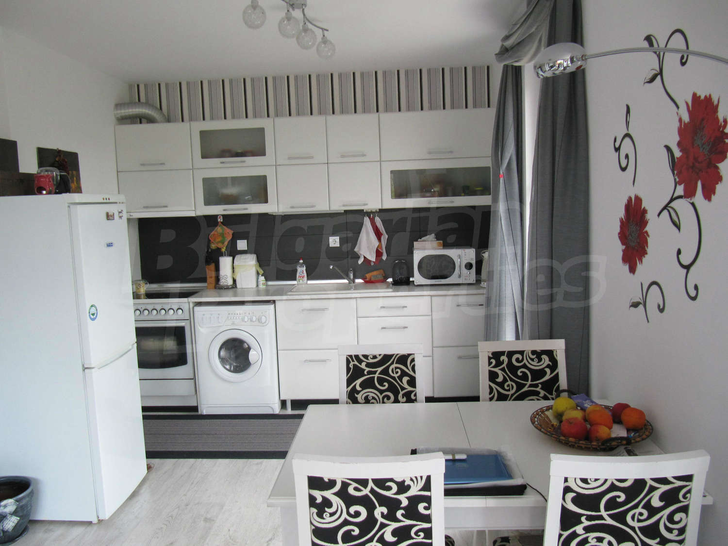 Gallery Picture 7