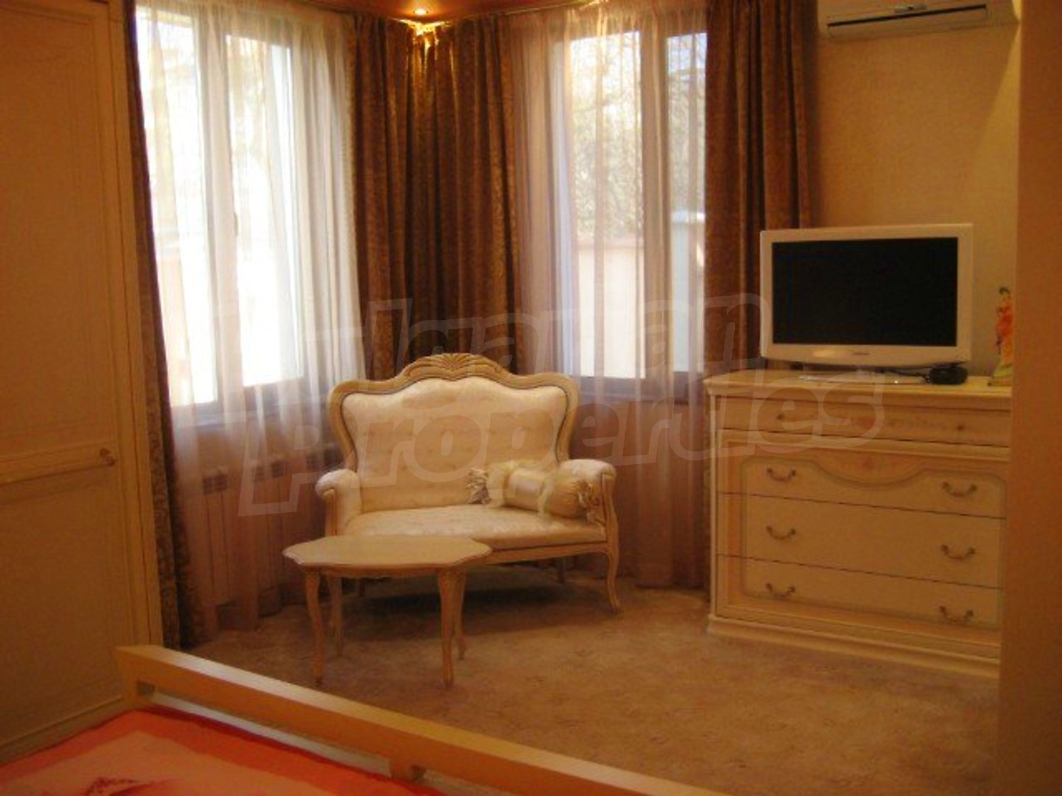 Gallery Picture 20