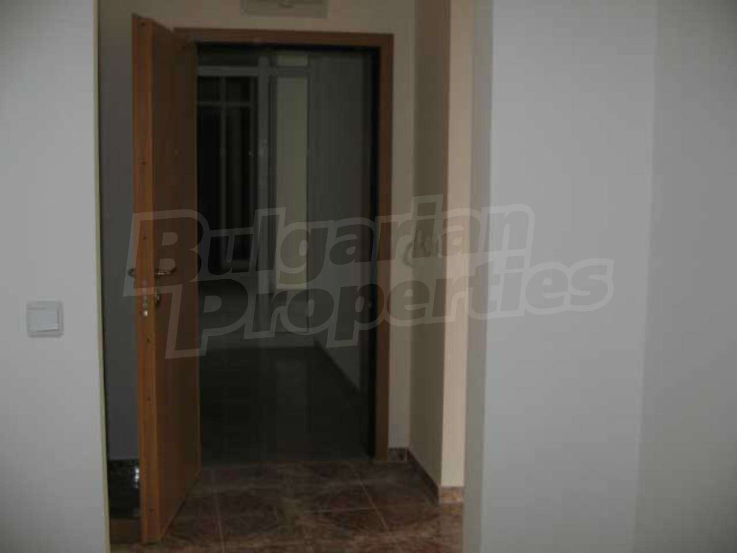 Gallery Picture 8