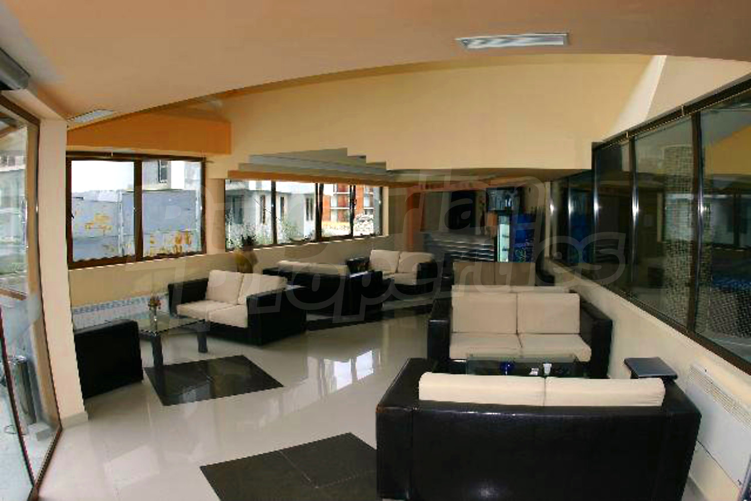 Gallery Picture 14