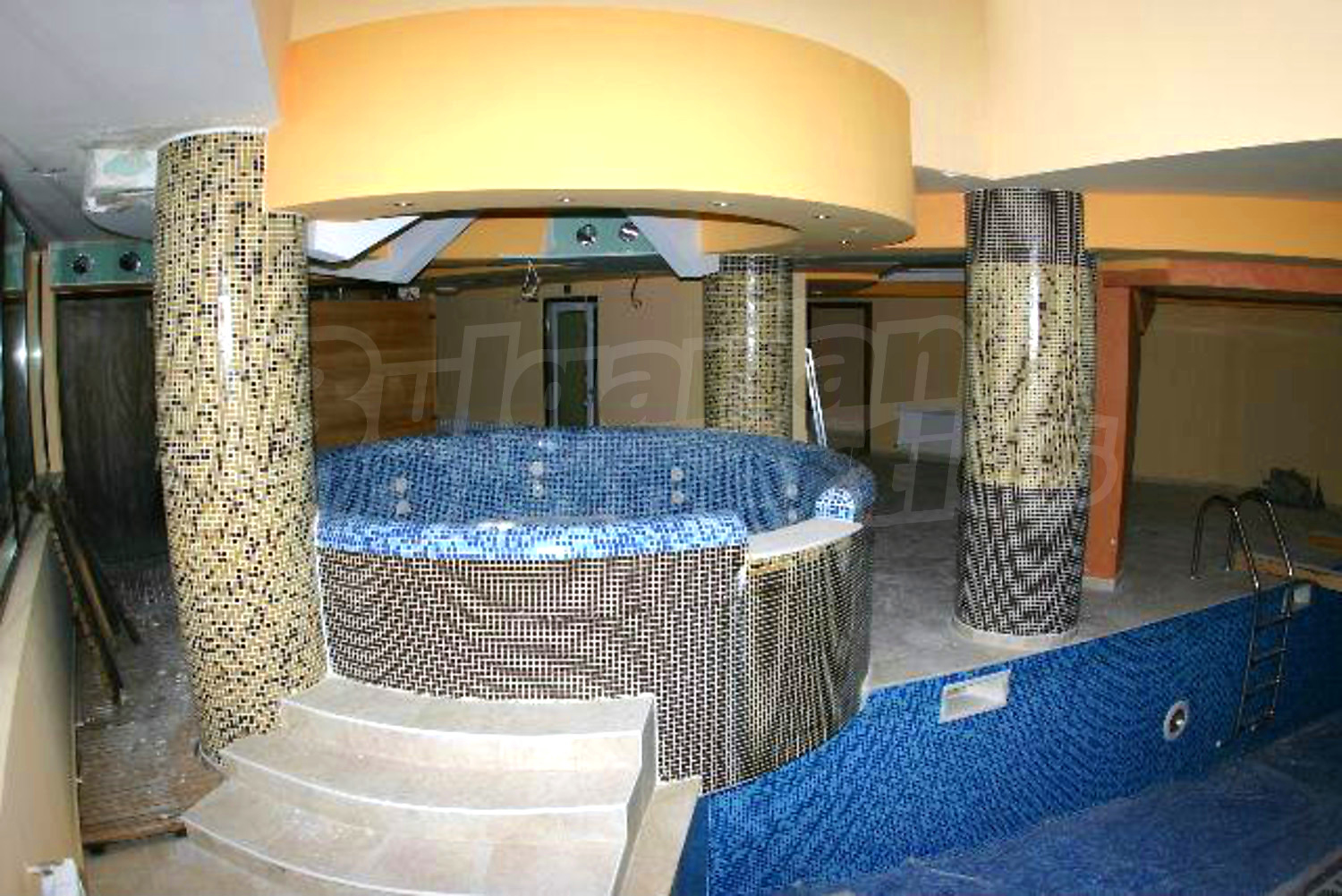 Gallery Picture 15