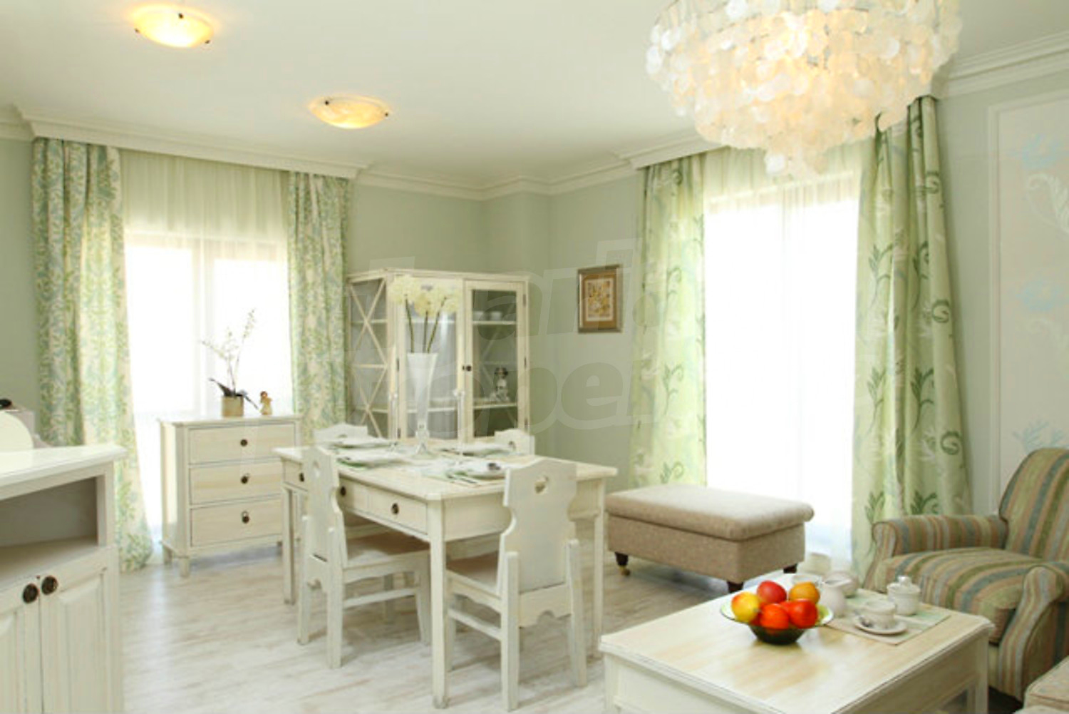 Gallery Picture 43