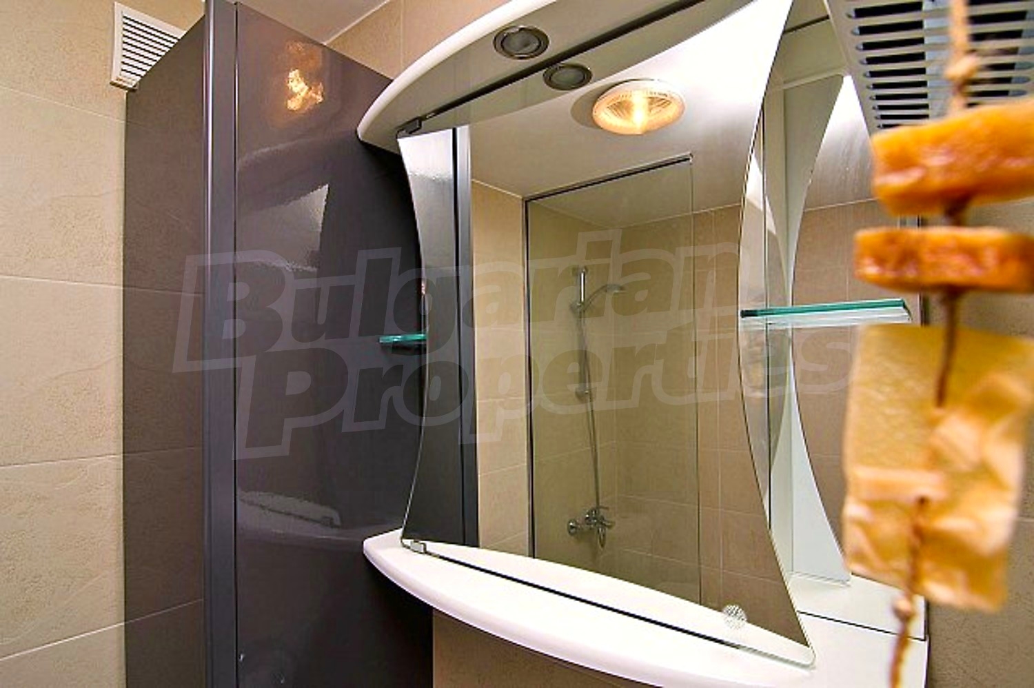 Gallery Picture 14