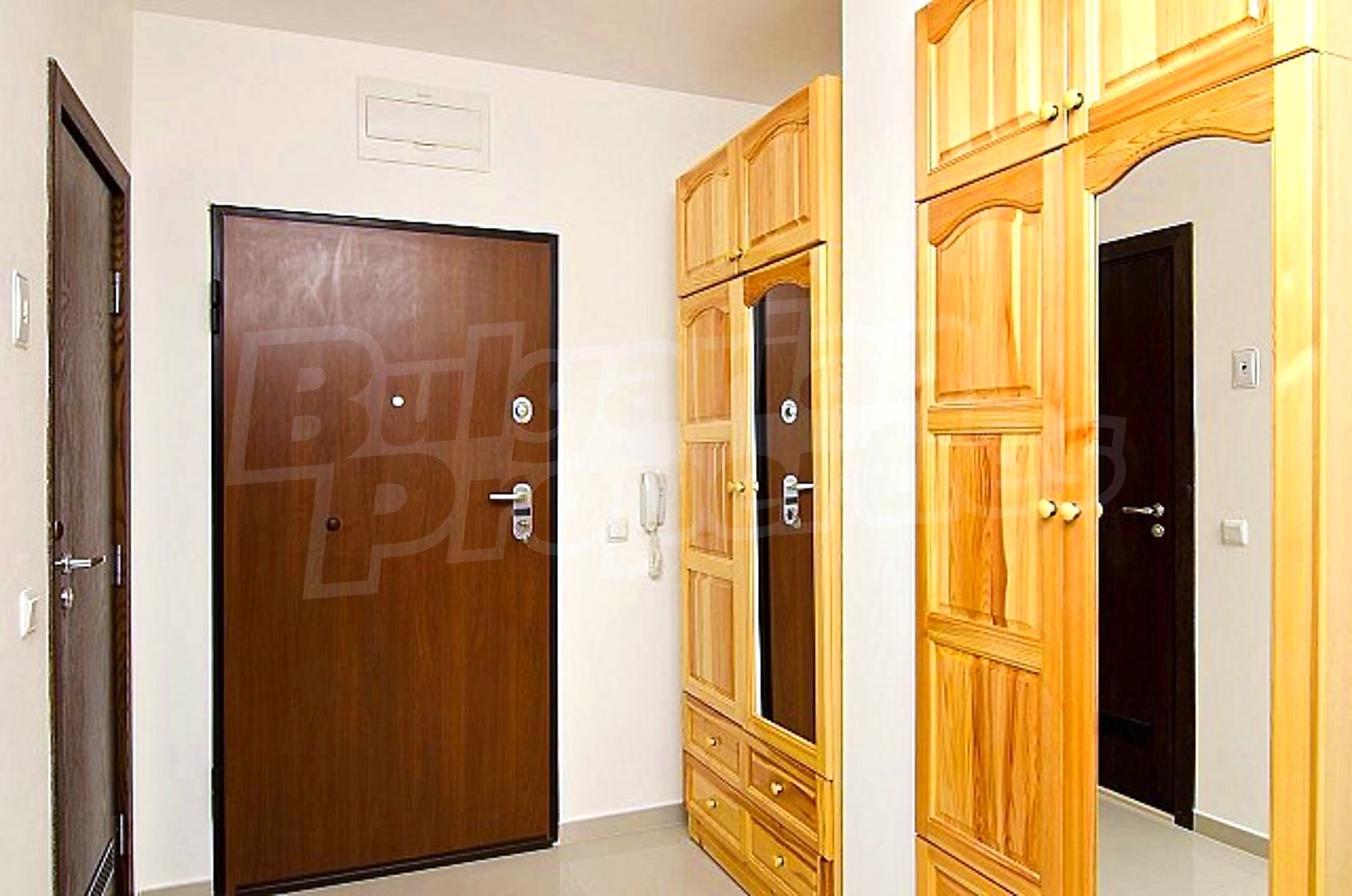 Gallery Picture 8