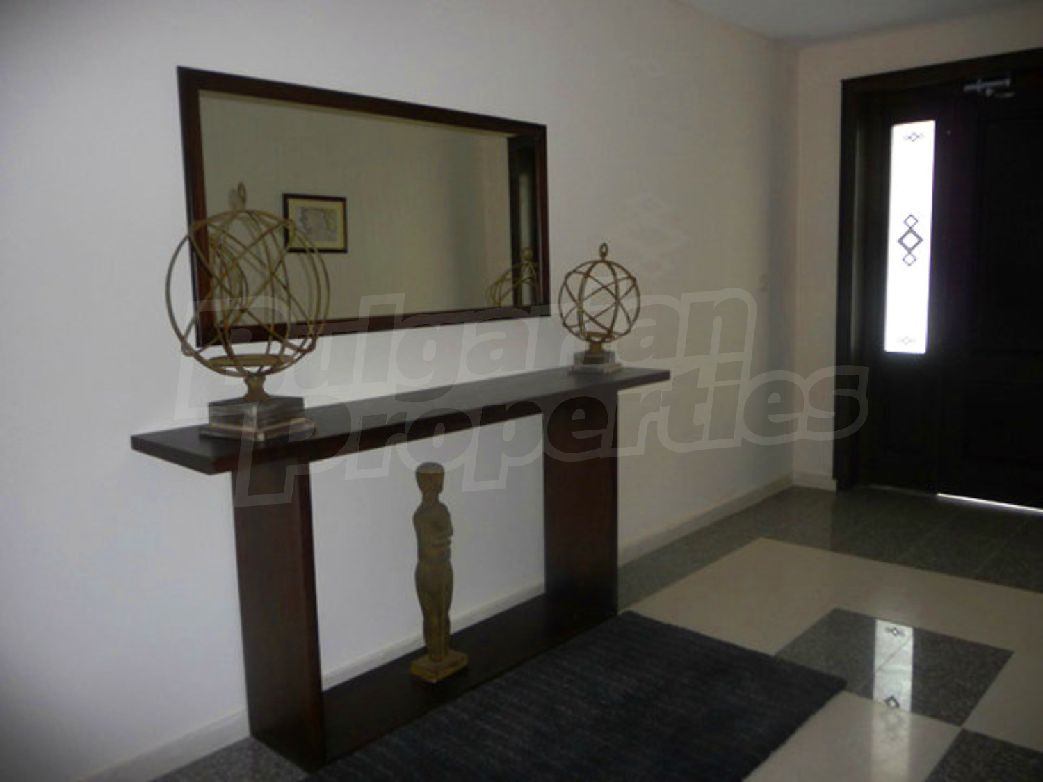 Gallery Picture 35