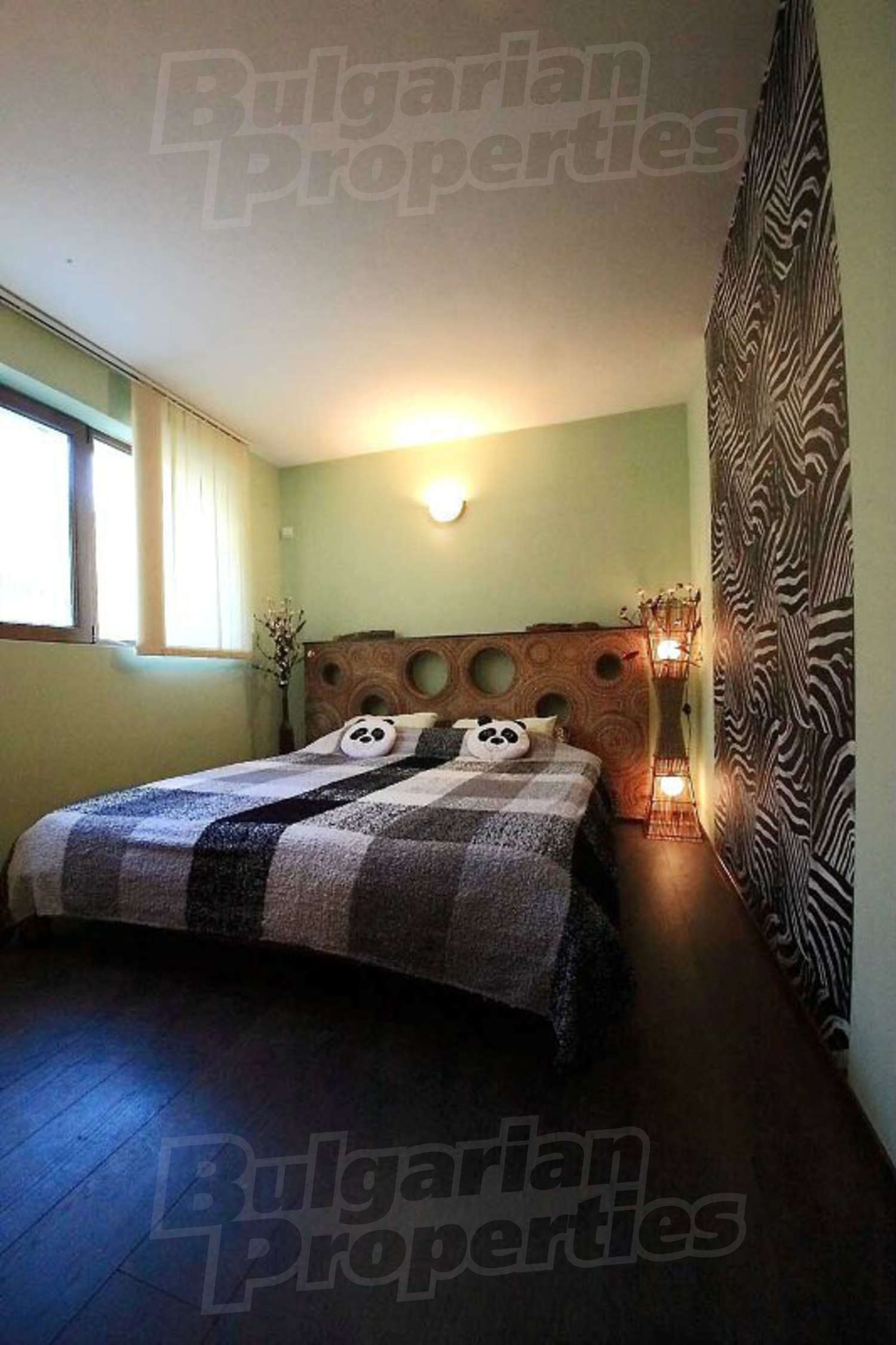 Gallery Picture 7