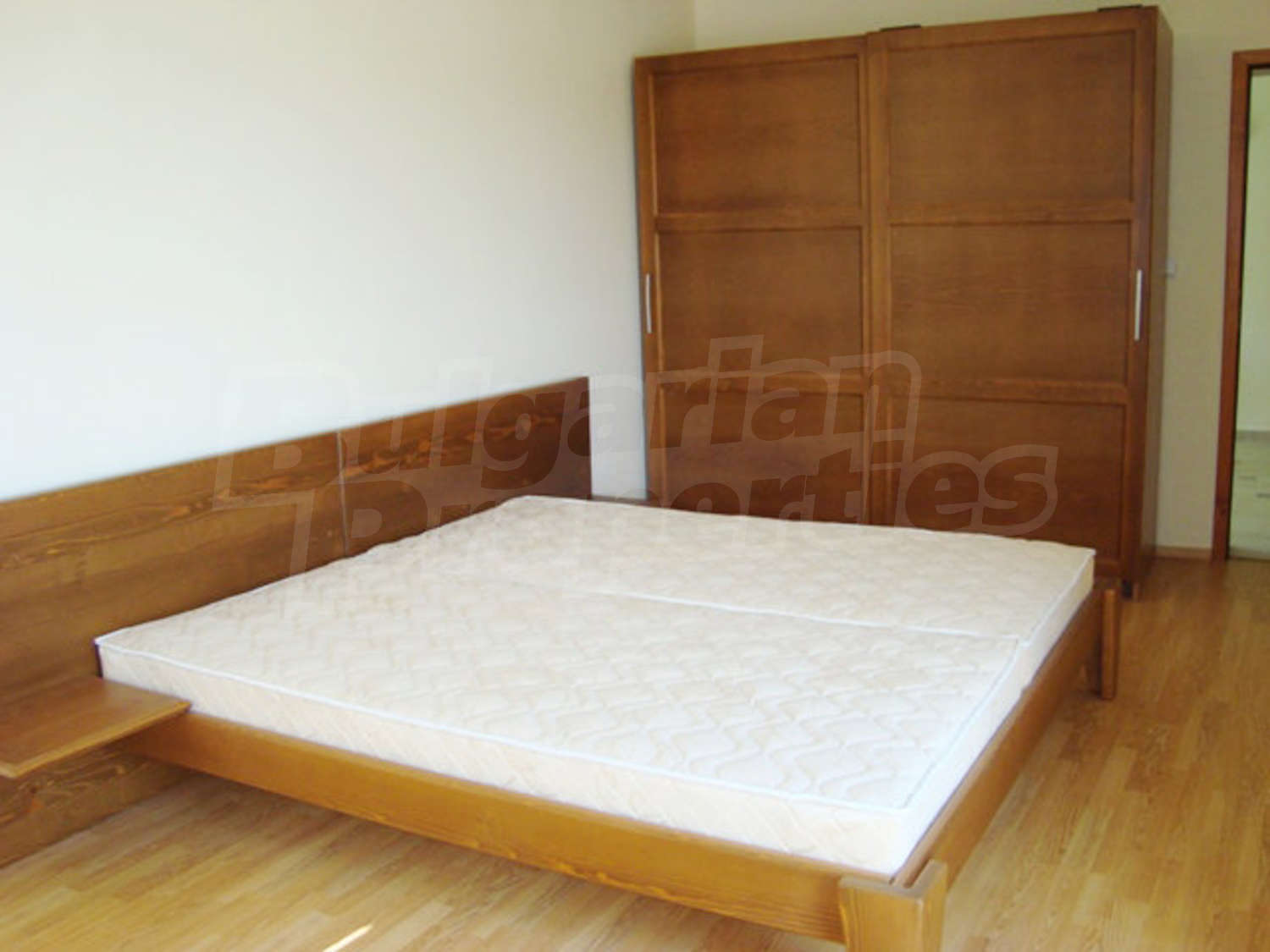 Gallery Picture 22