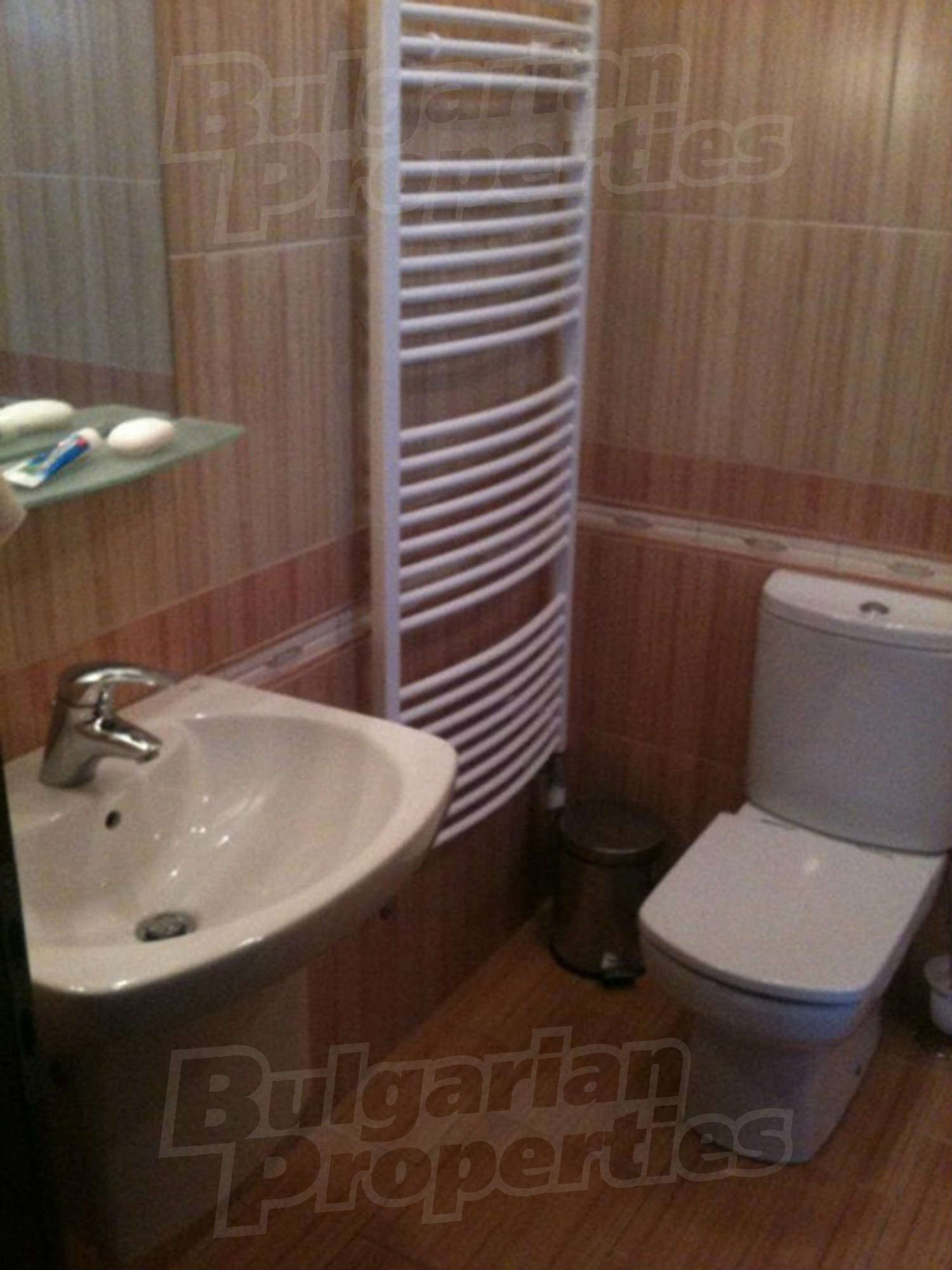 Gallery Picture 32