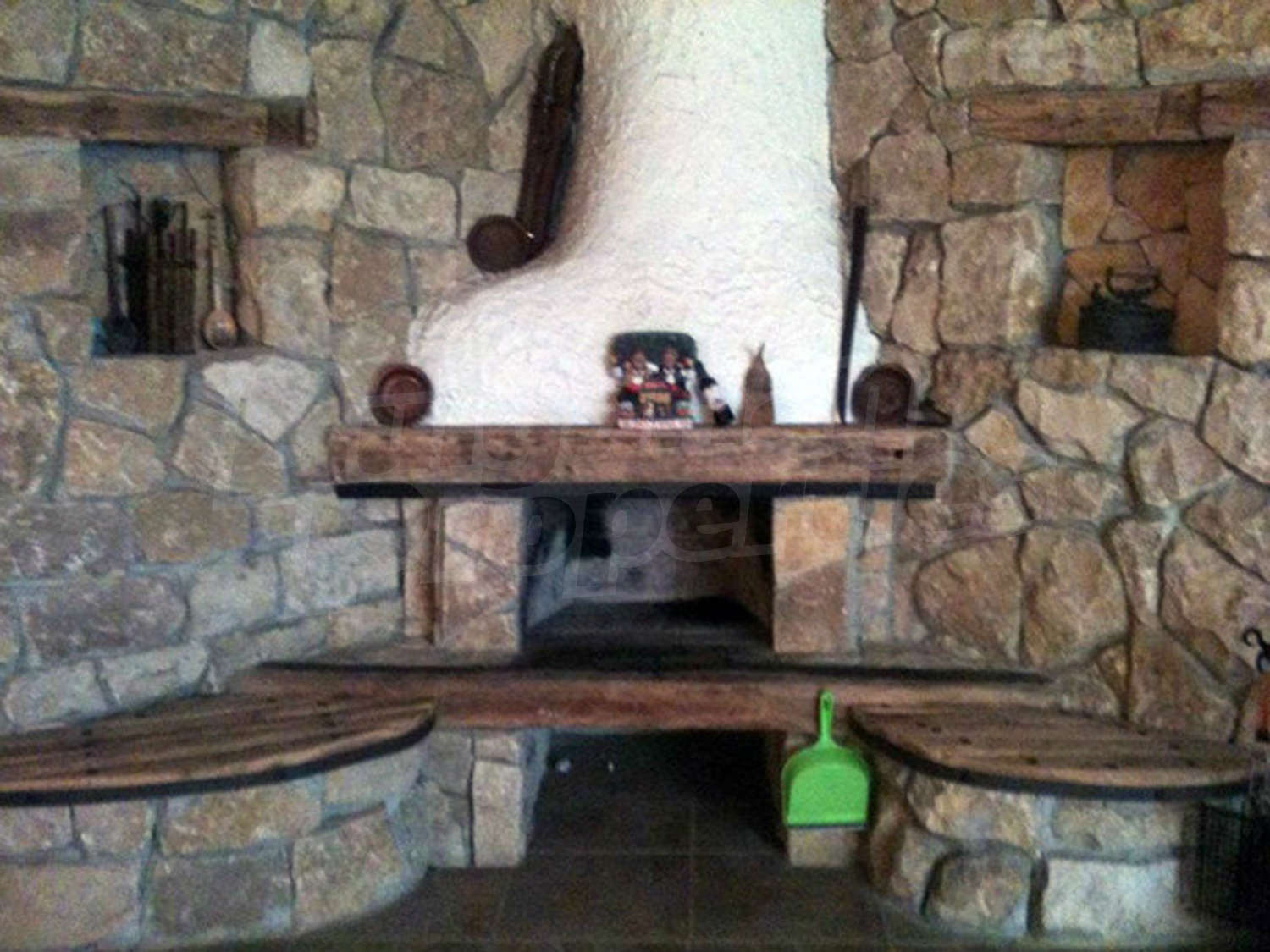 Gallery Picture 33