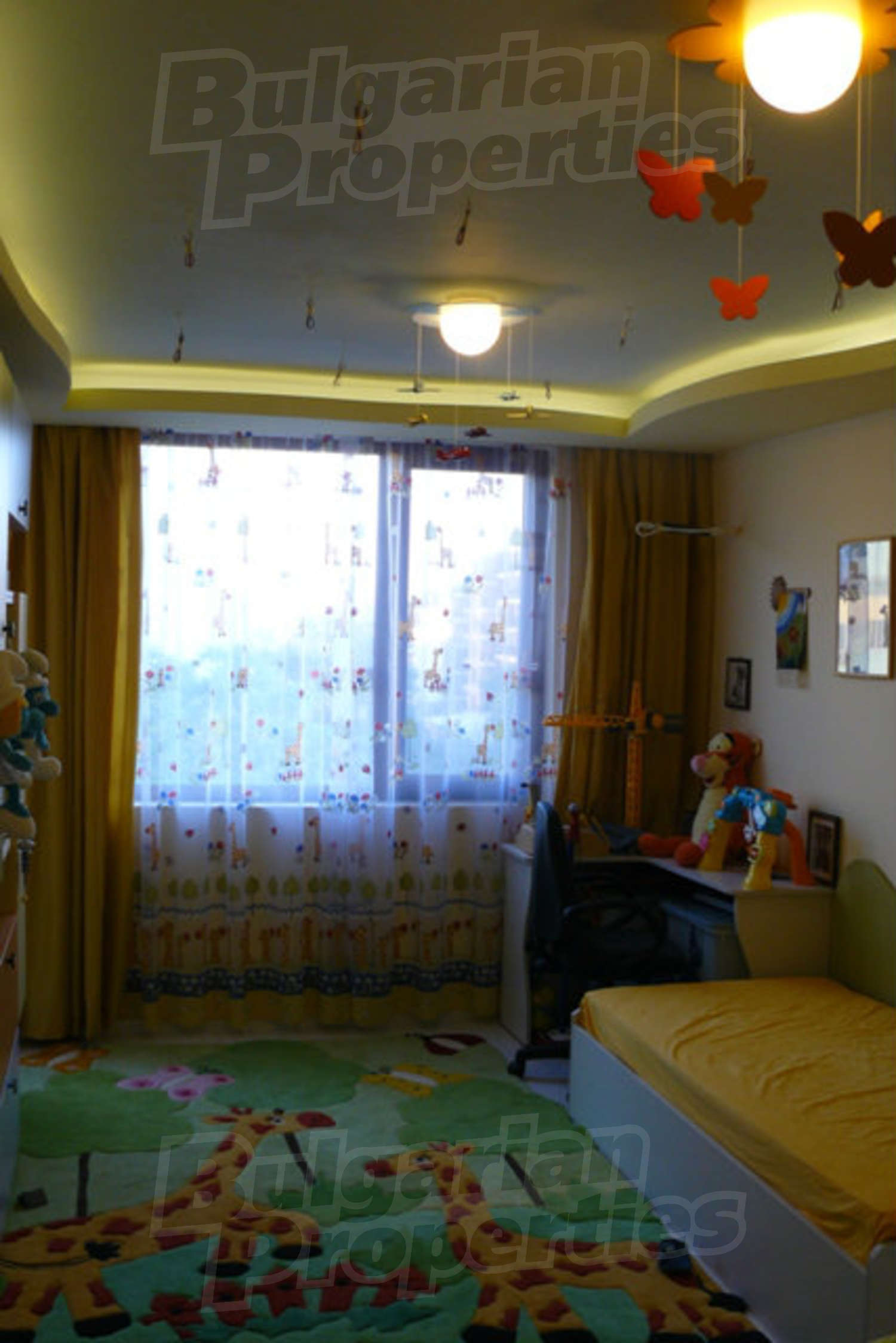 Gallery Picture 10