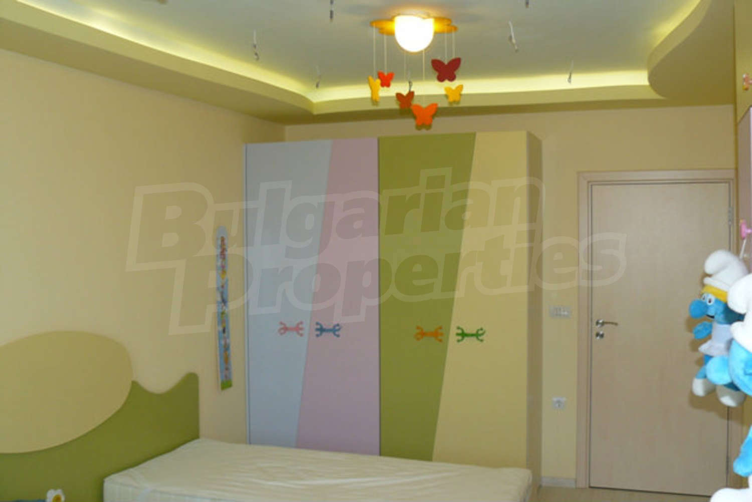 Gallery Picture 12