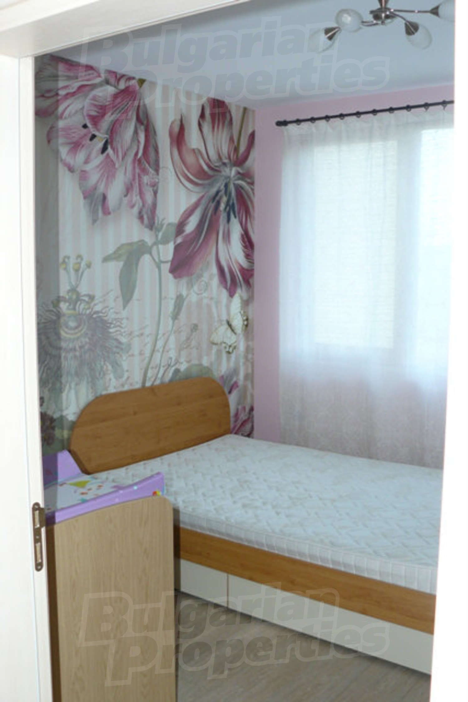 Gallery Picture 13