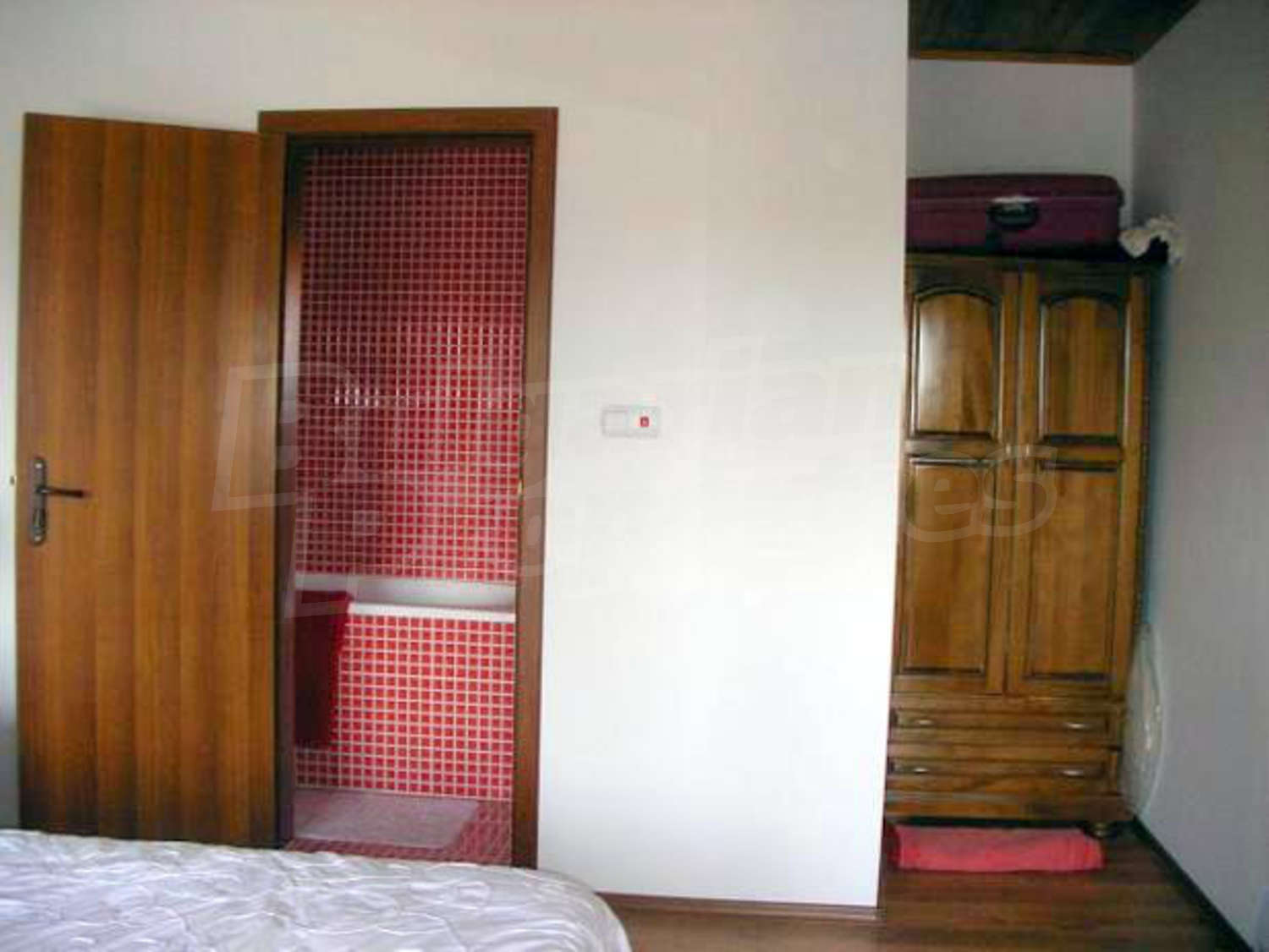 Gallery Picture 8