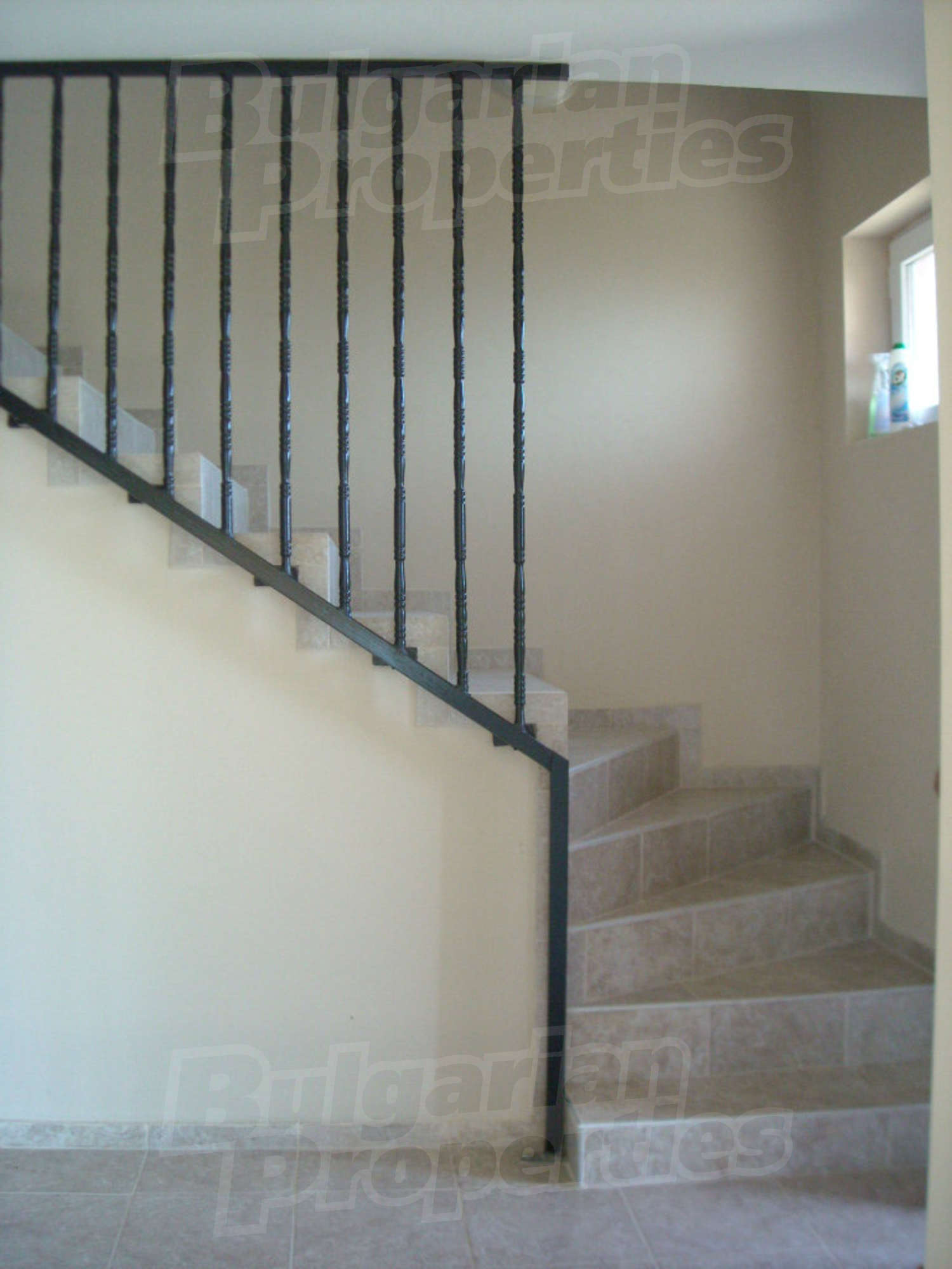 Gallery Picture 12