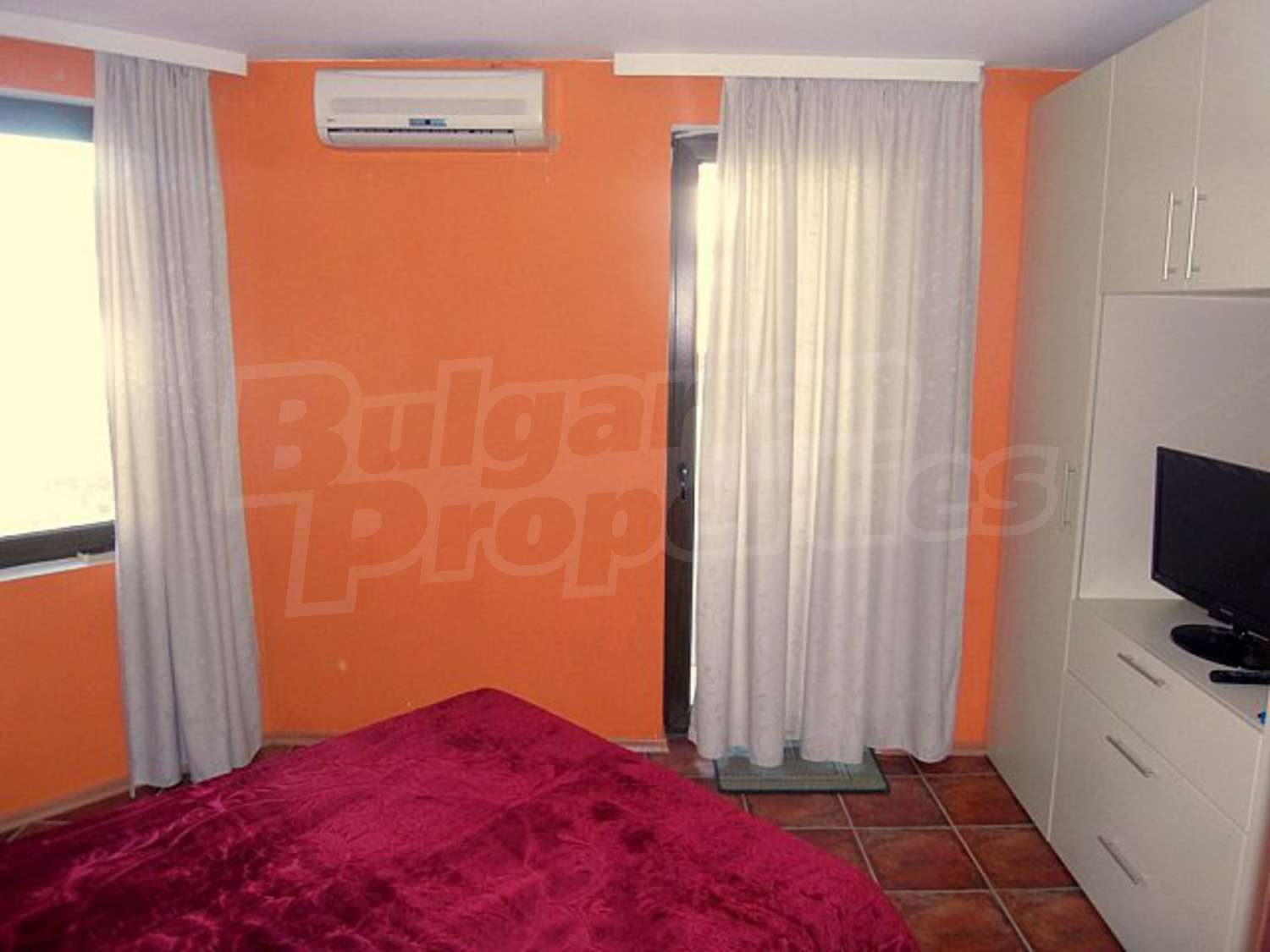 Gallery Picture 5