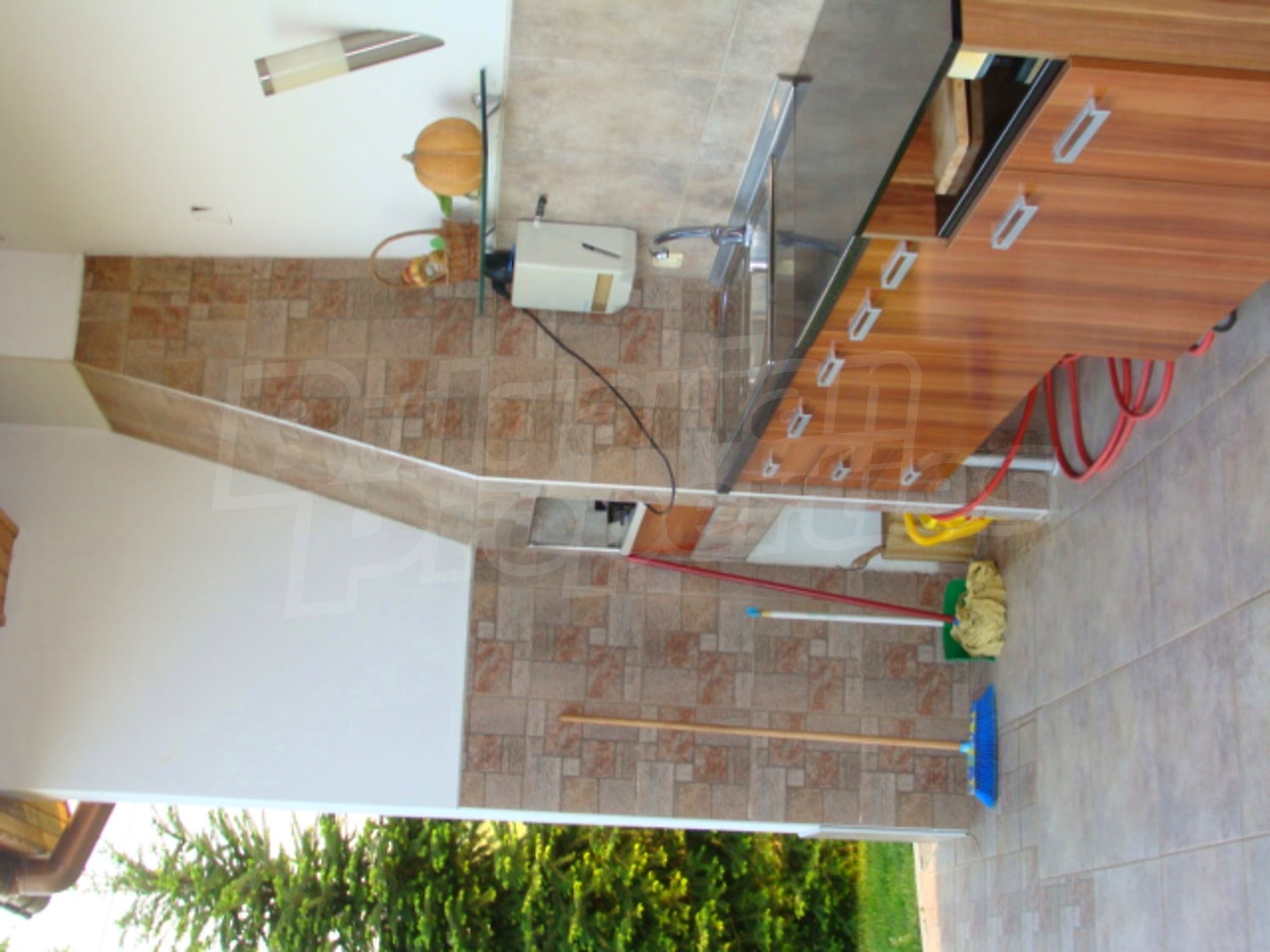 Gallery Picture 8