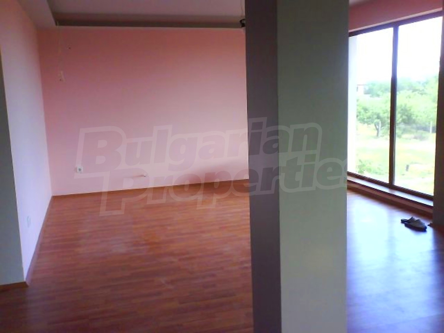 Gallery Picture 8