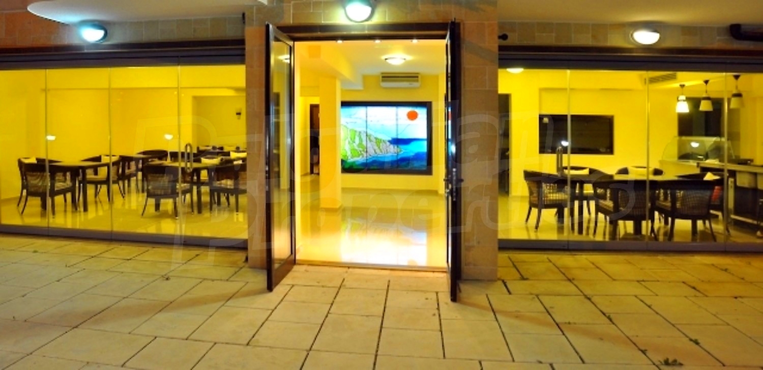 Gallery Picture 27