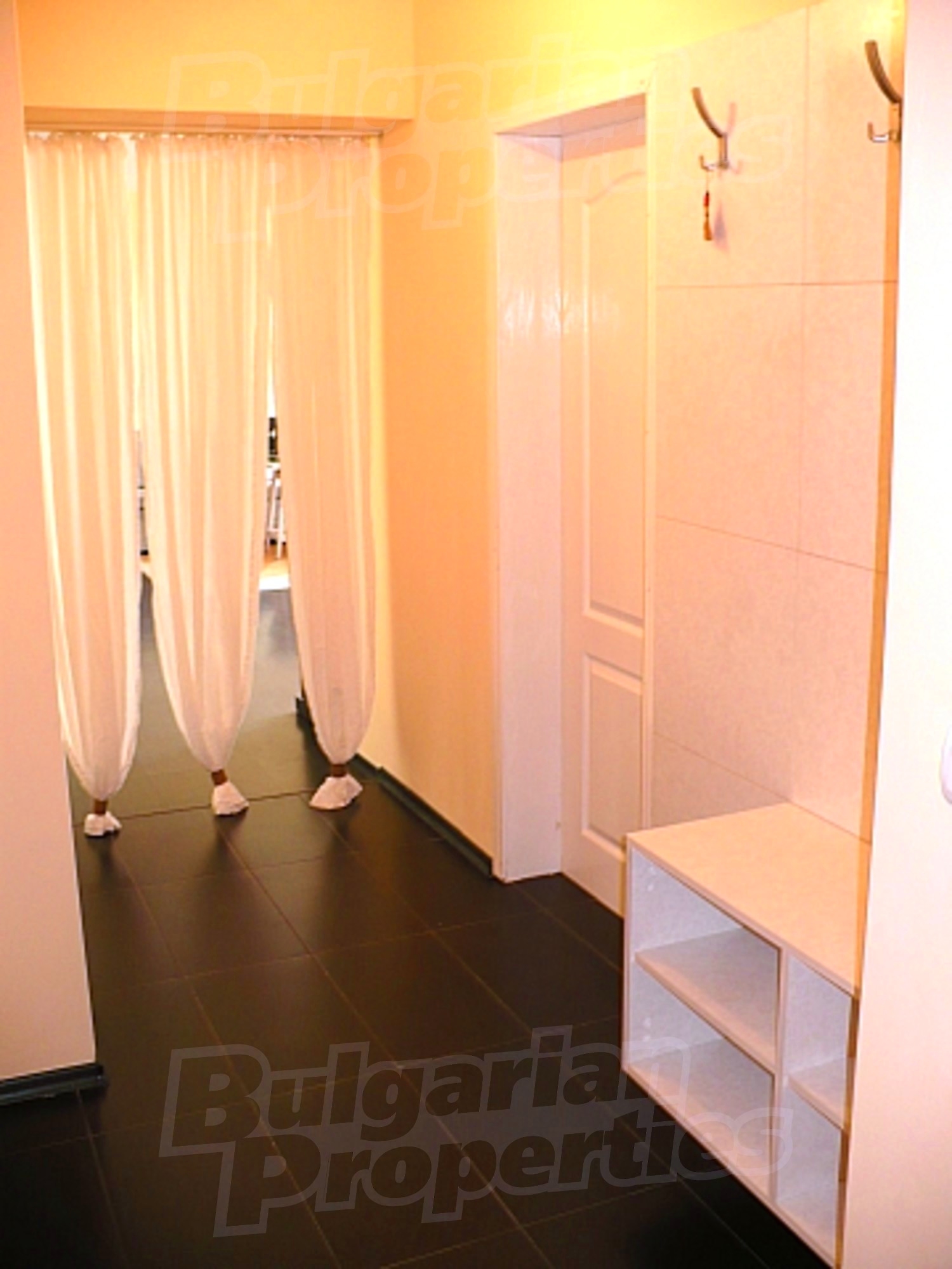 Gallery Picture 3