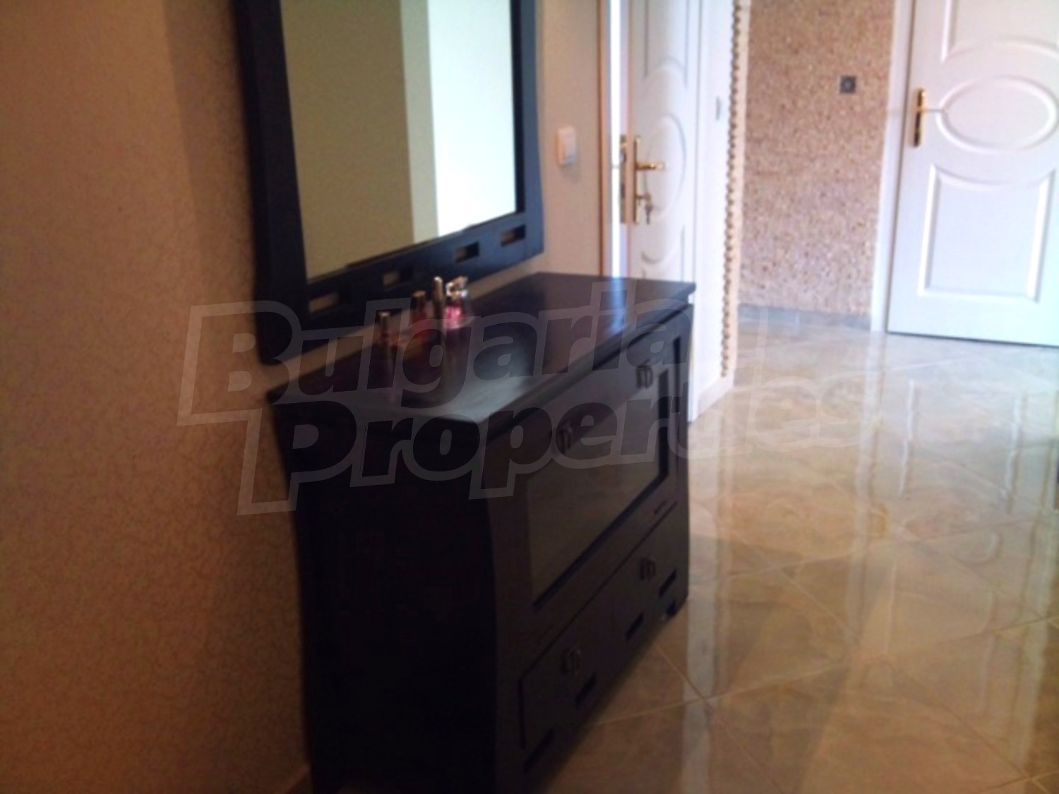 Gallery Picture 15