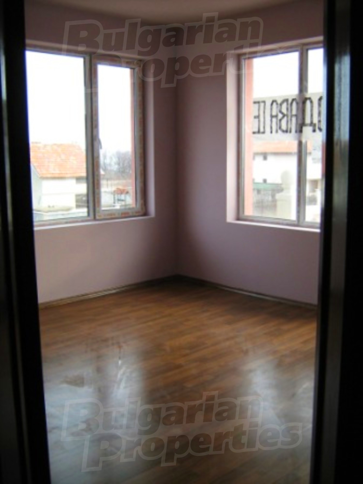 Gallery Picture 7