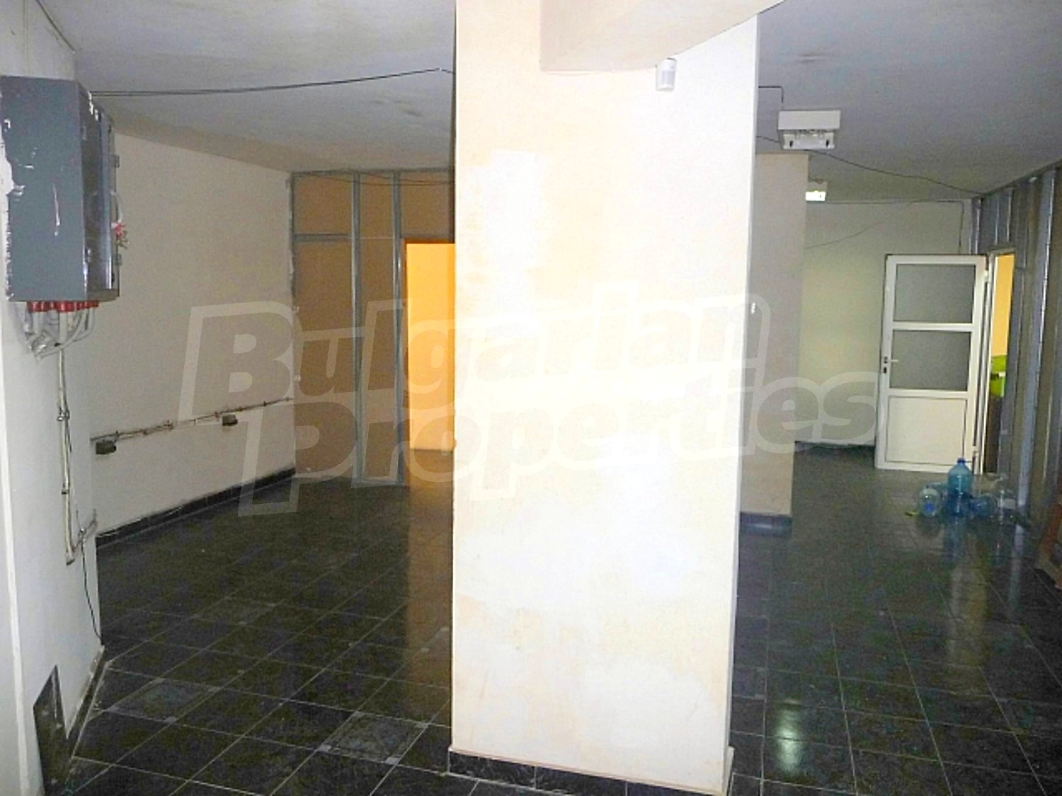 Gallery Picture 10