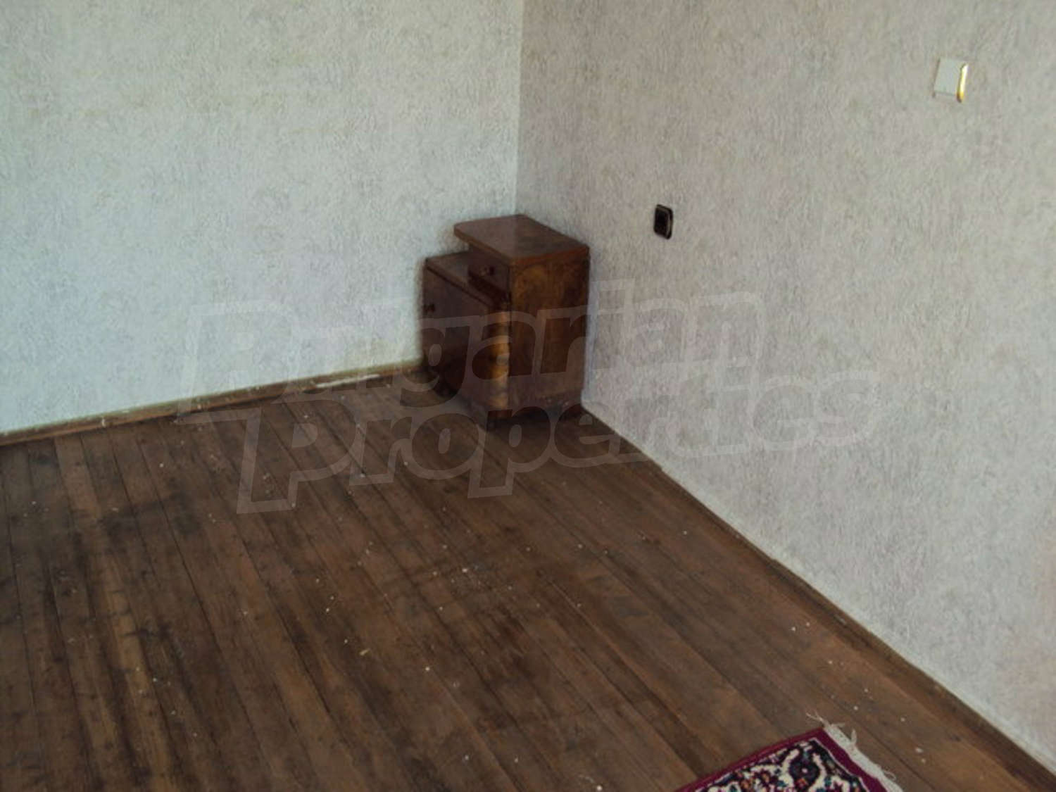 Gallery Picture 35