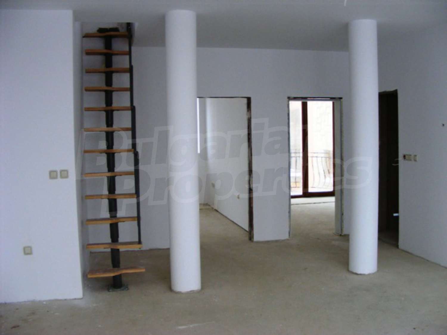 Gallery Picture 14