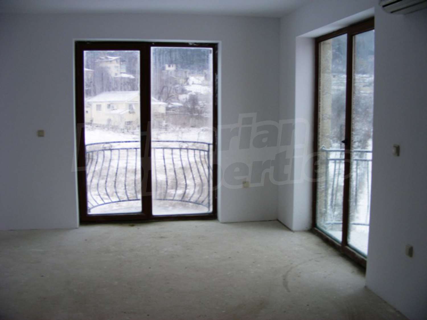 Gallery Picture 9