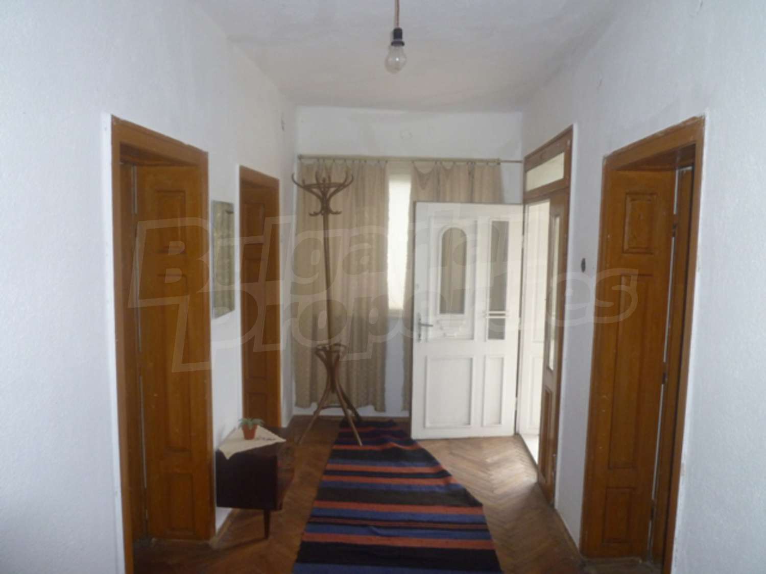 Gallery Picture 10