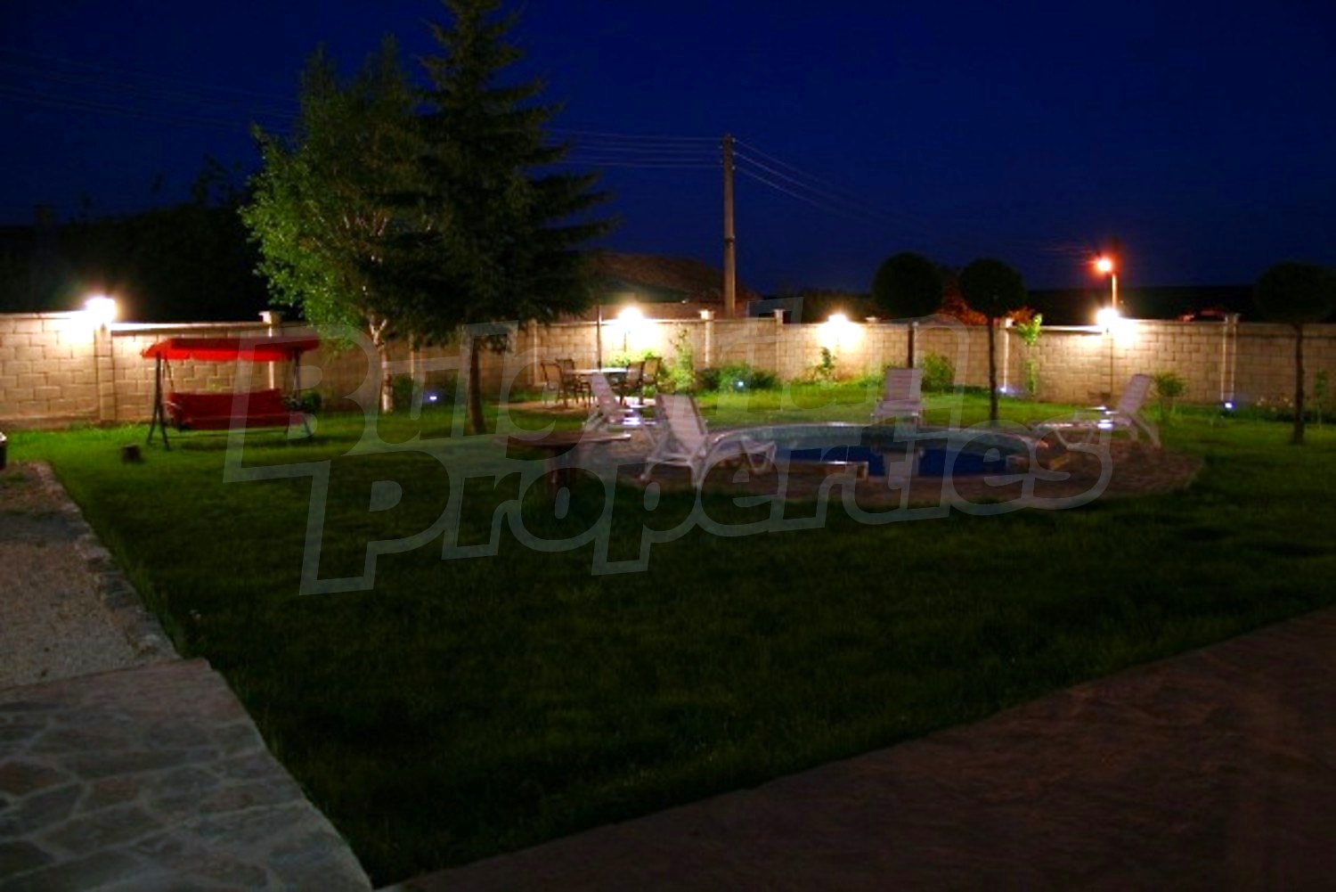 Gallery Picture 12