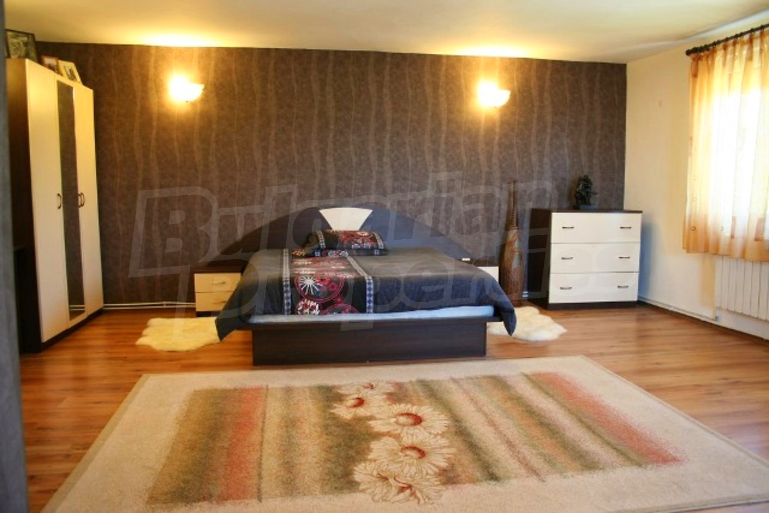 Gallery Picture 28