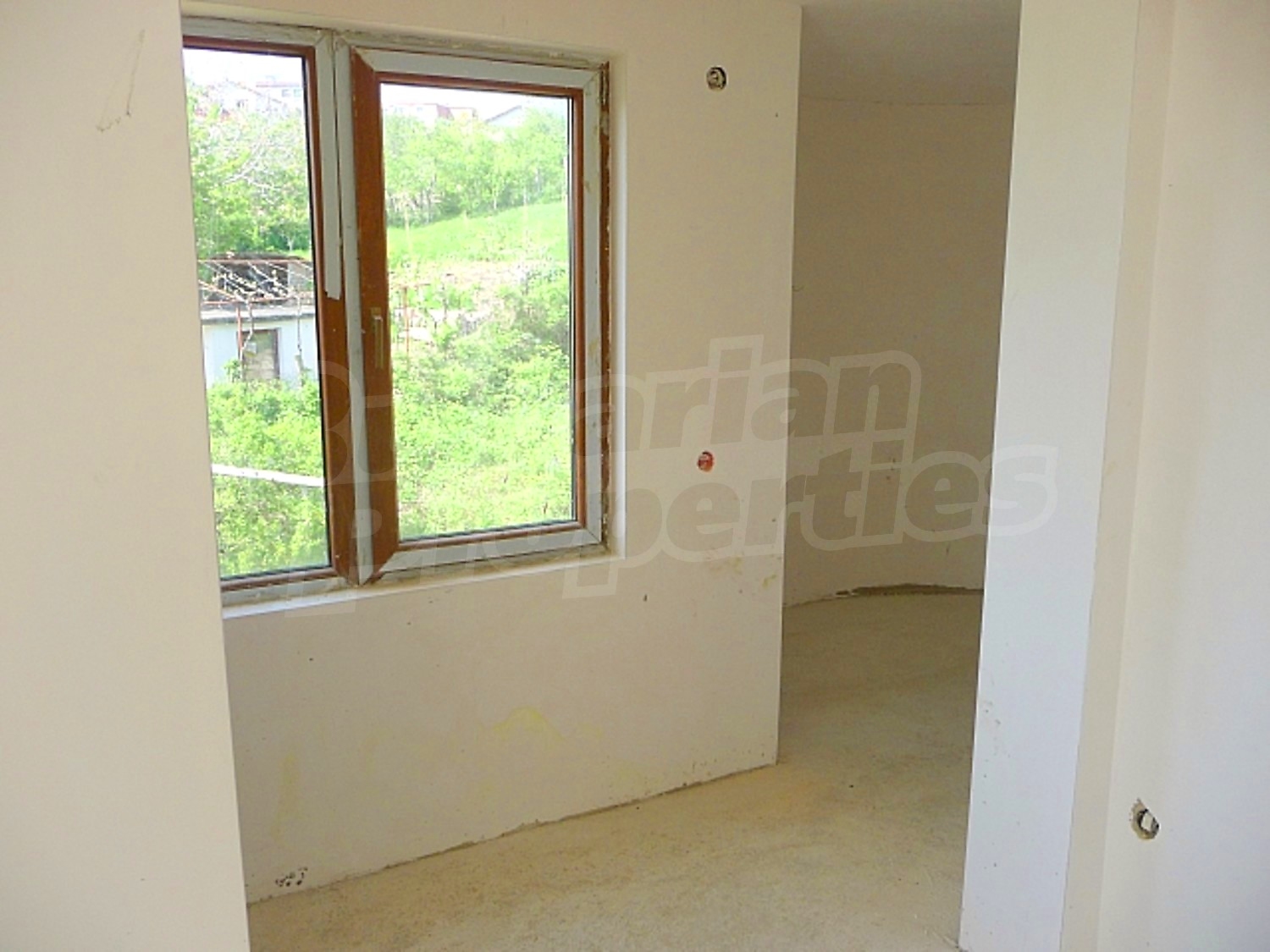 Gallery Picture 13