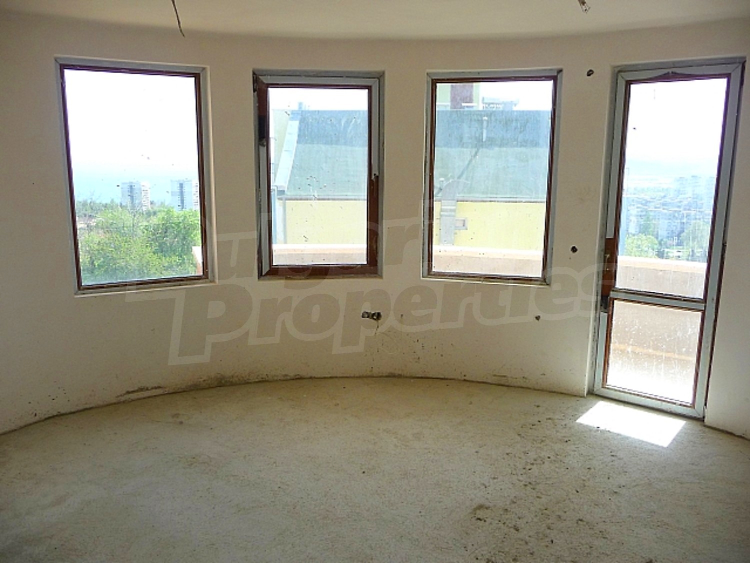 Gallery Picture 18