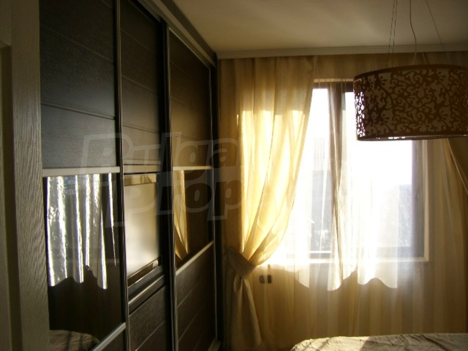 Gallery Picture 9