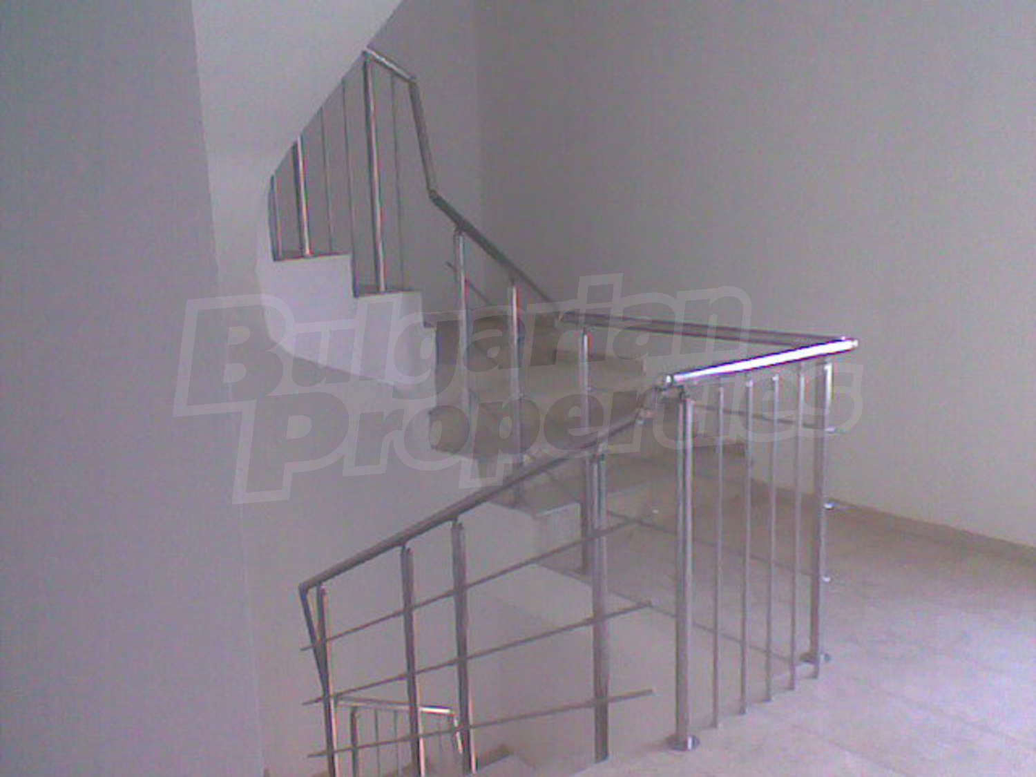 Gallery Picture 7