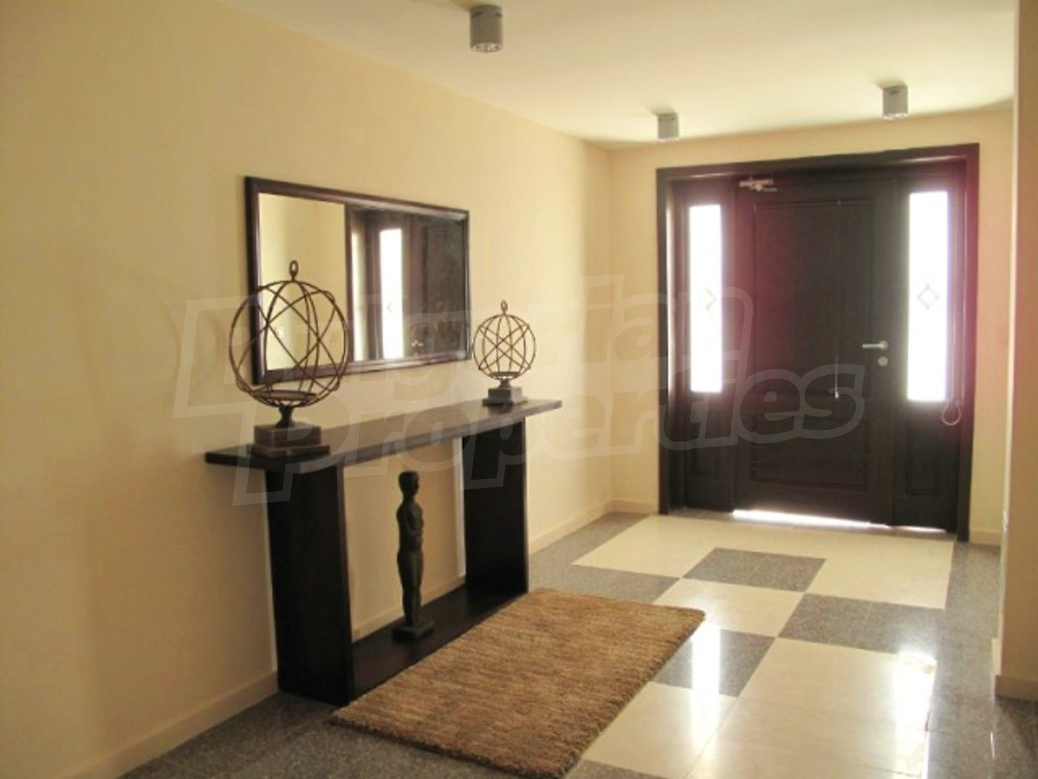 Gallery Picture 5