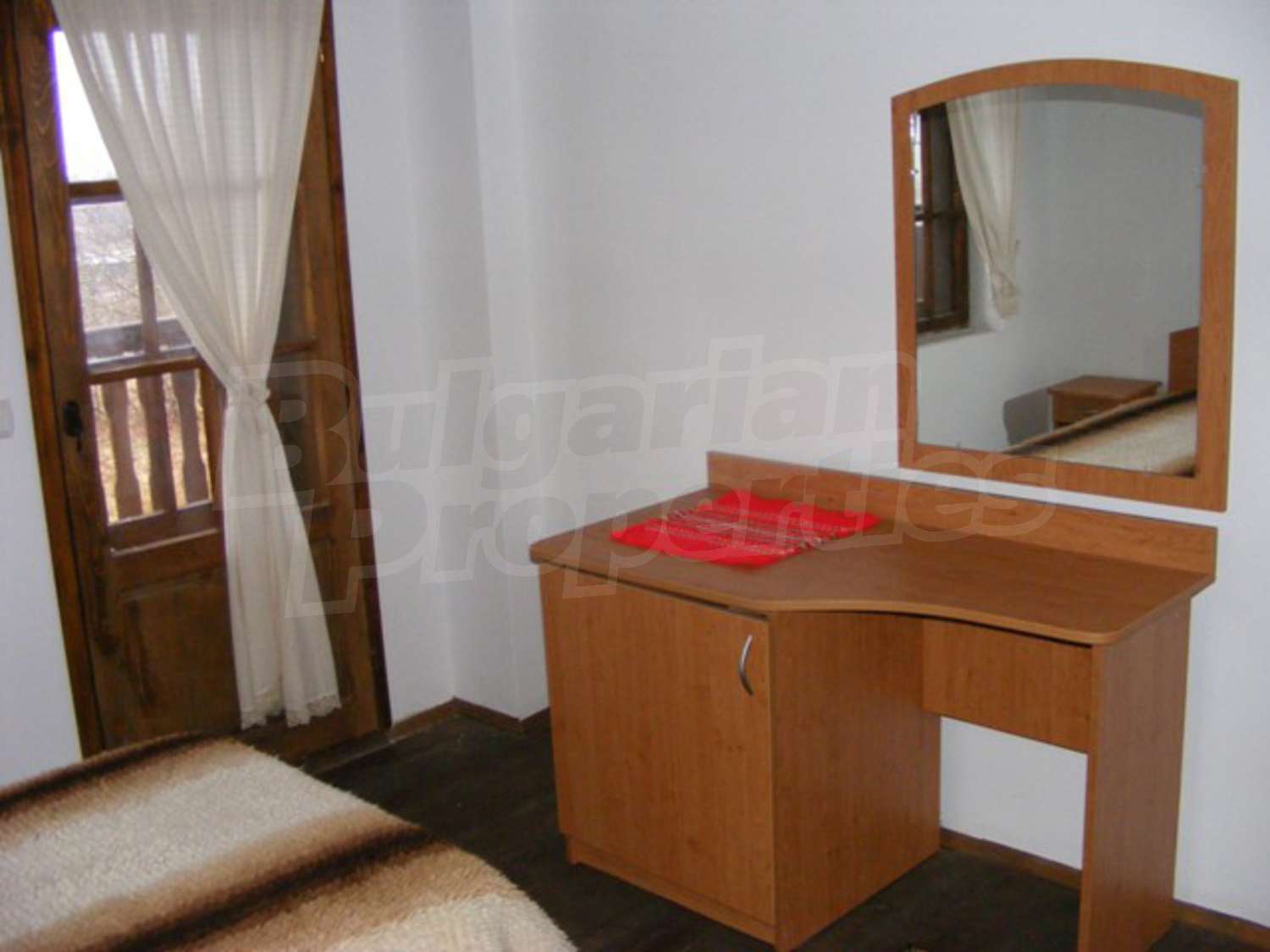 Gallery Picture 5
